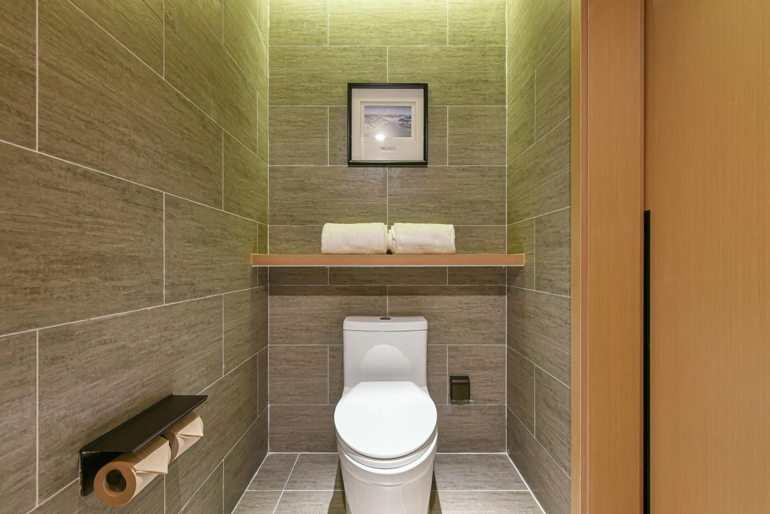 Atour Hotel Dongguan Nancheng International Trade Center