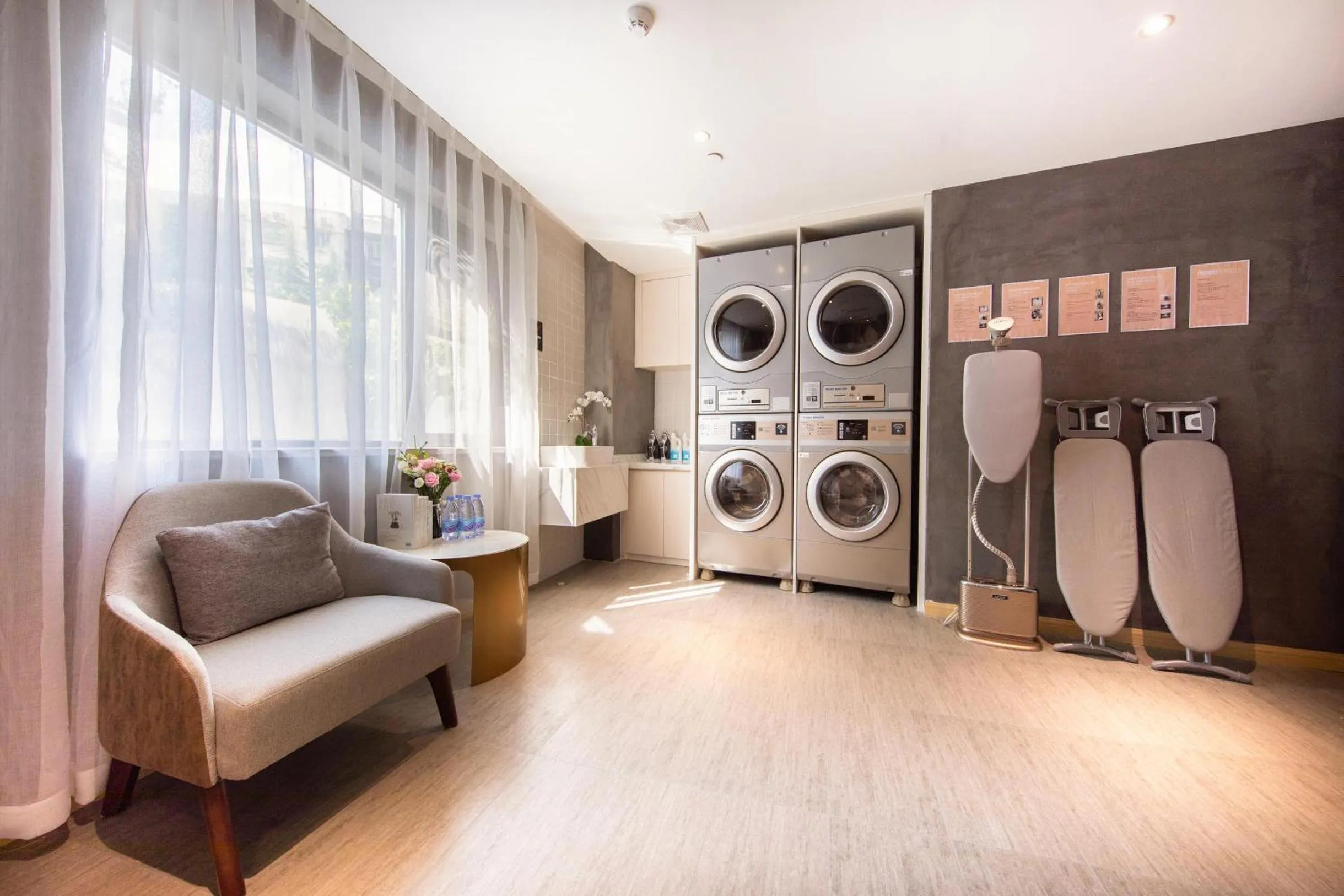 laundry in Atour Hotel Chongqing Guanyinqiao Flower Garden