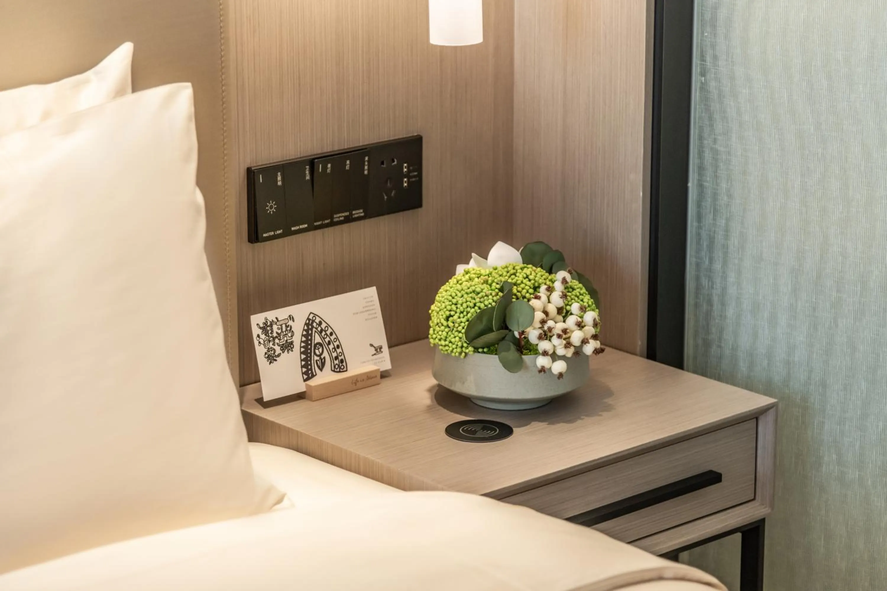 Photo of the whole room, Bed in Atour X Hotel Chengdu Shuangnan Wuhou Avenue Station