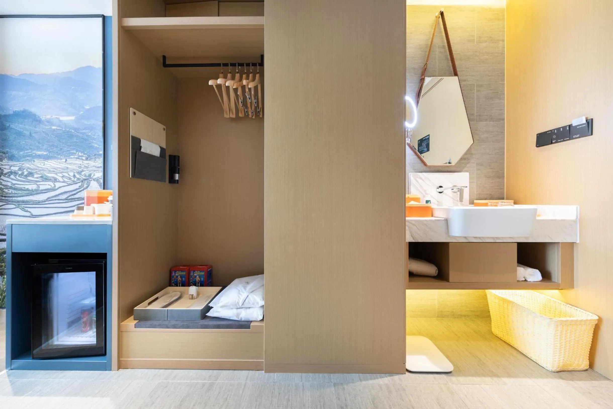 Bed in Atour Hotel Kunming Cuihu