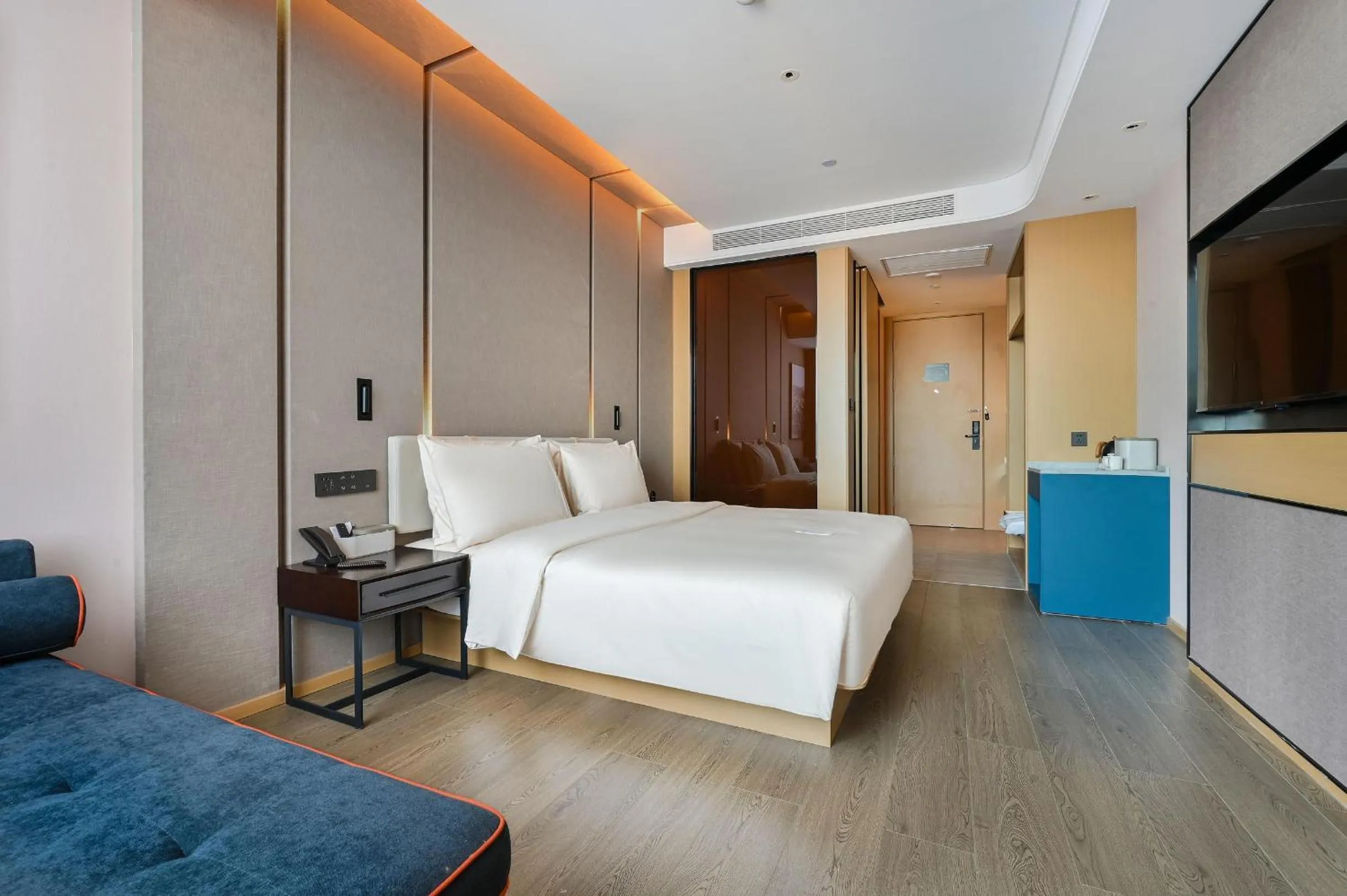 Bed in Atour Hotel Kunming Changshui International Airport