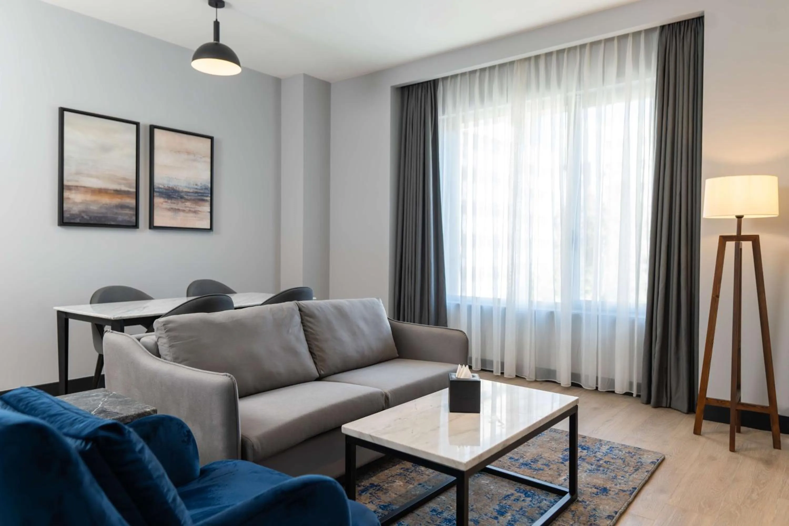 Photo of the whole room in Radisson Blu Hotel, Amman Galleria Mall