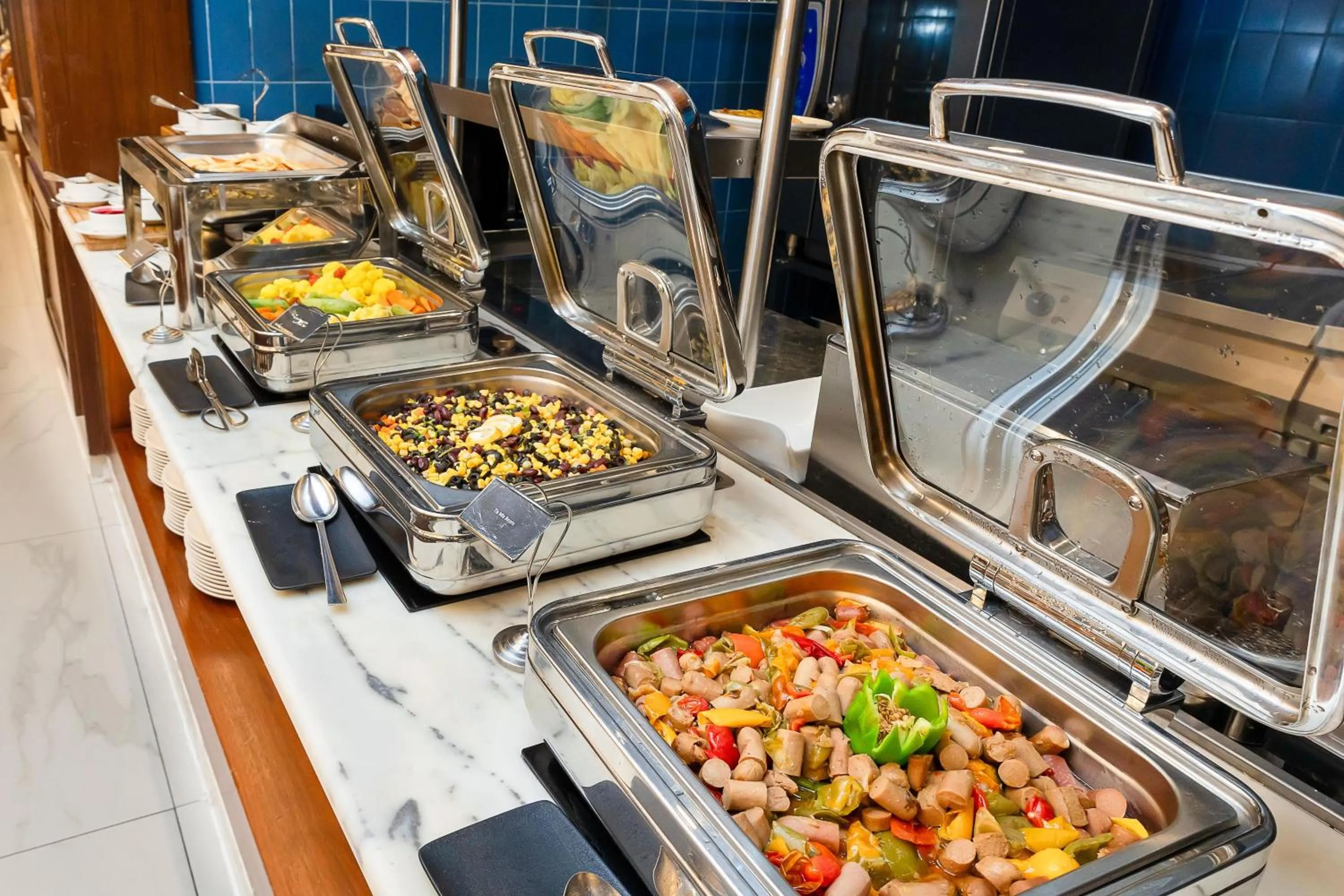 Breakfast in Radisson Blu Hotel, Amman Galleria Mall