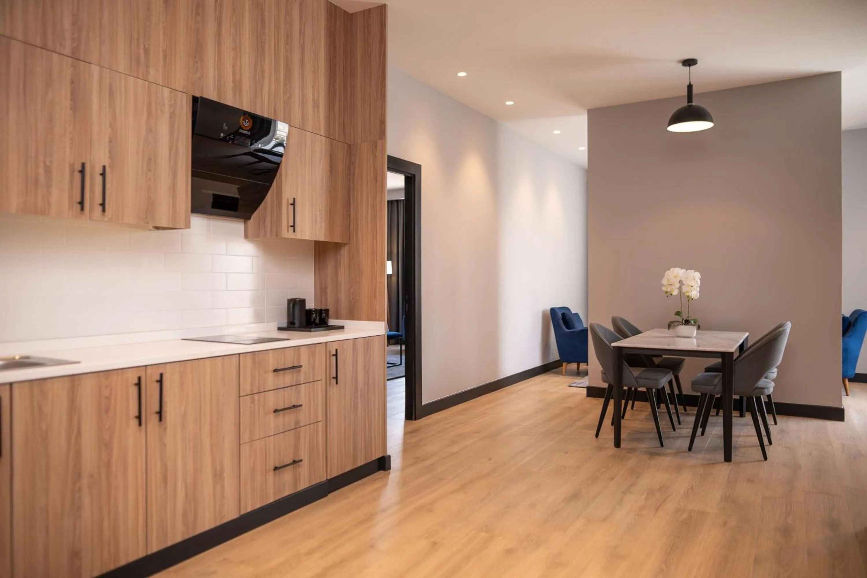 Photo of the whole room in Radisson Blu Hotel, Amman Galleria Mall