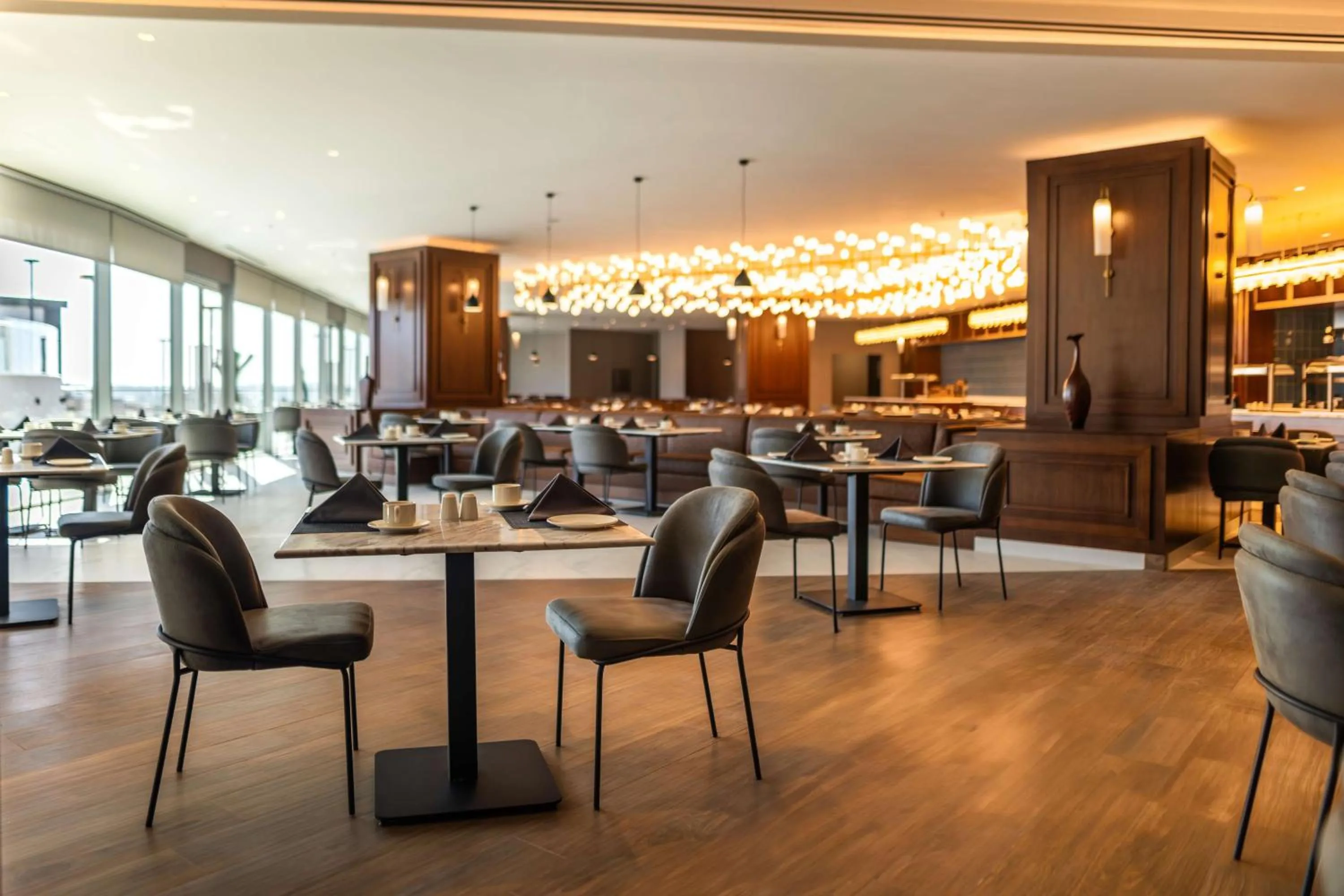 Restaurant/places to eat in Radisson Blu Hotel, Amman Galleria Mall