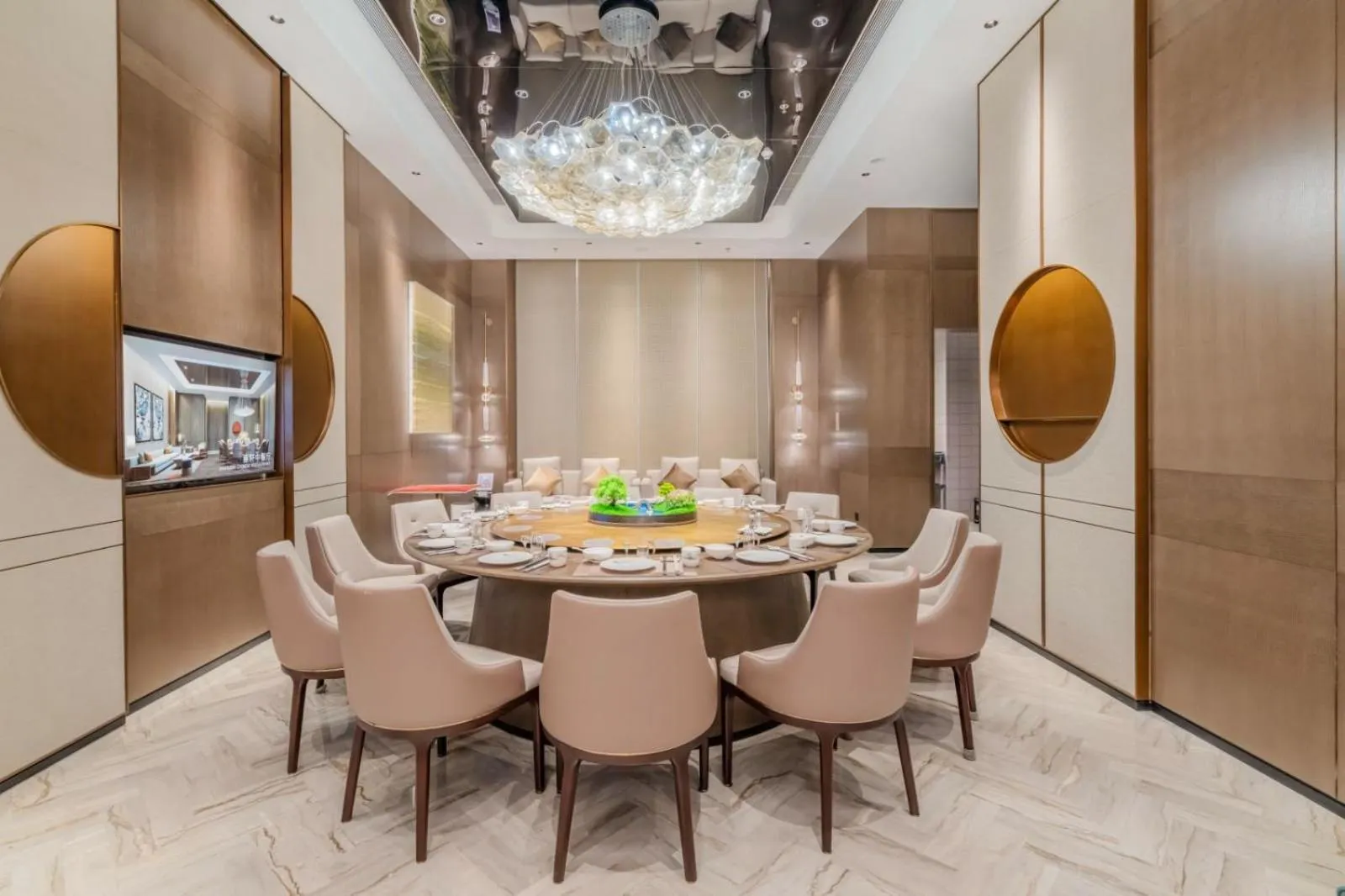 Restaurant/places to eat in Radisson Hotel, Beijing DaXing Airport