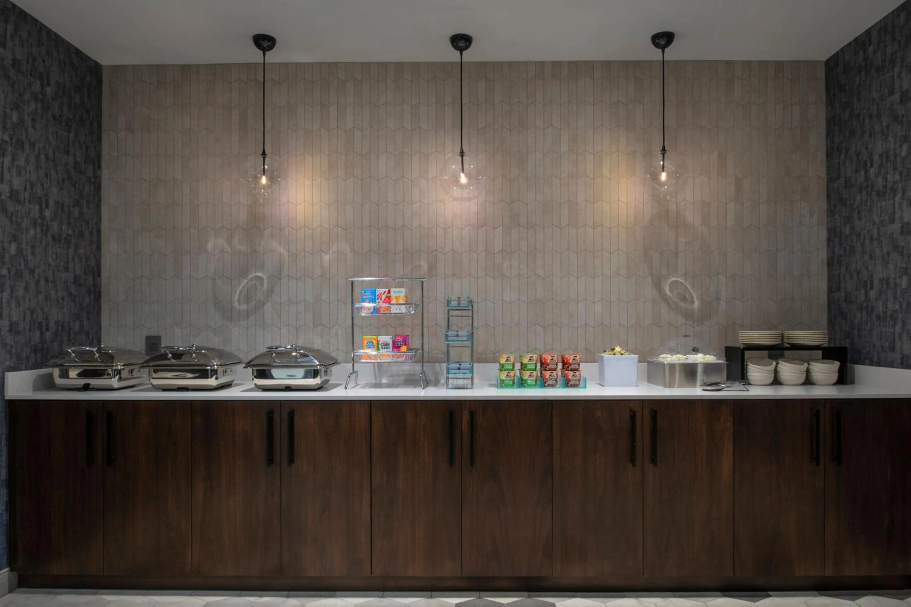 Breakfast in Fairfield by Marriott Inn & Suites Annapolis