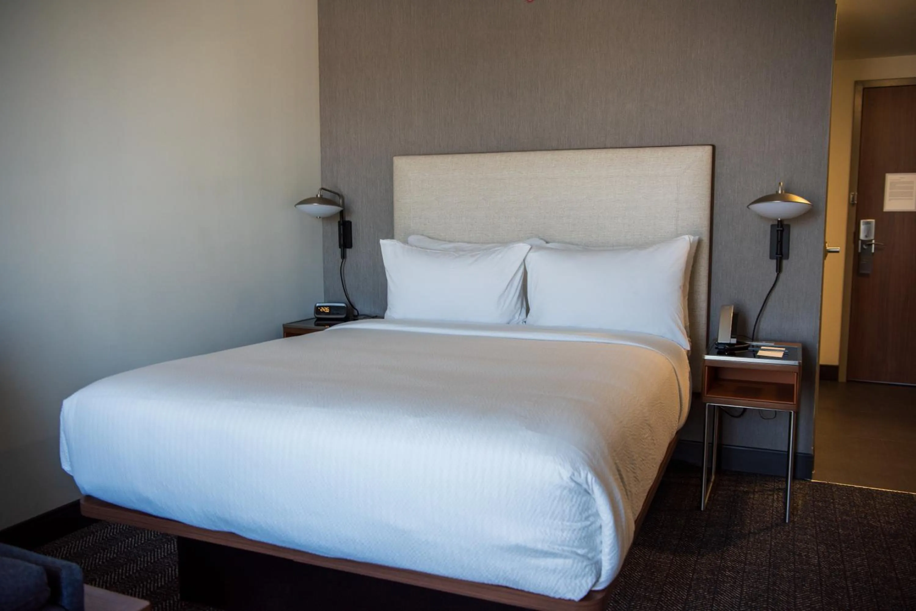 Bedroom, Bed in Courtyard by Marriott Lake City