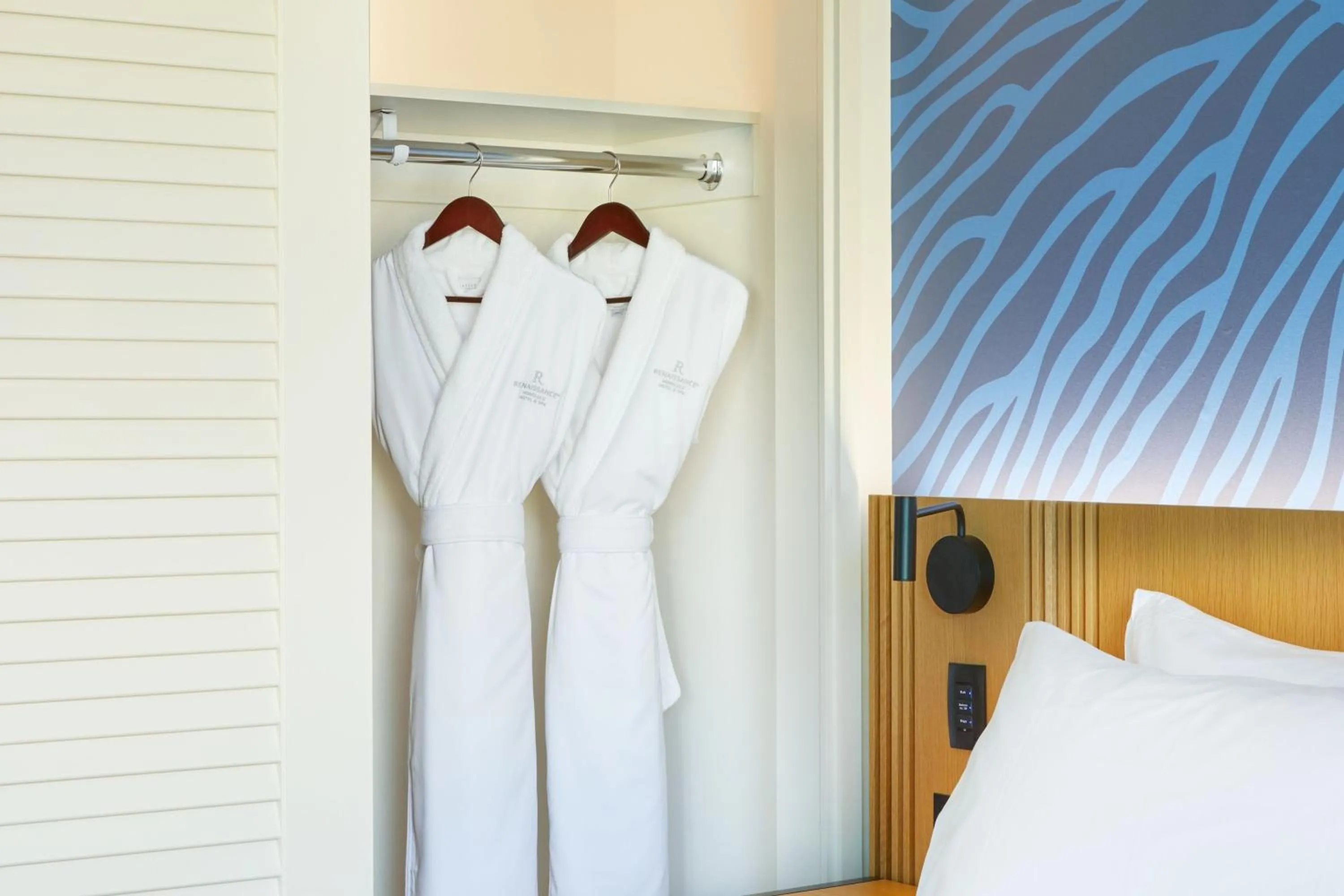 Photo of the whole room, Bed in Renaissance Honolulu Hotel & Spa