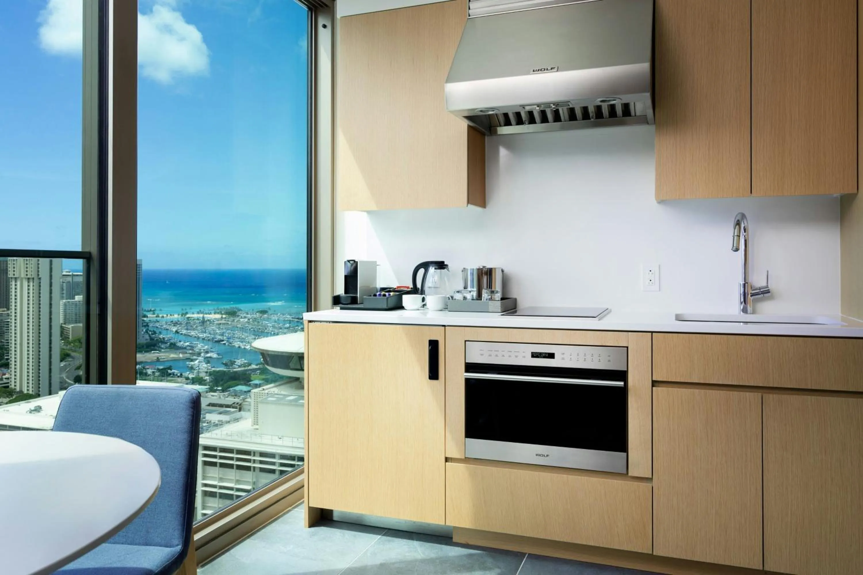 Kitchen or kitchenette in Renaissance Honolulu Hotel & Spa