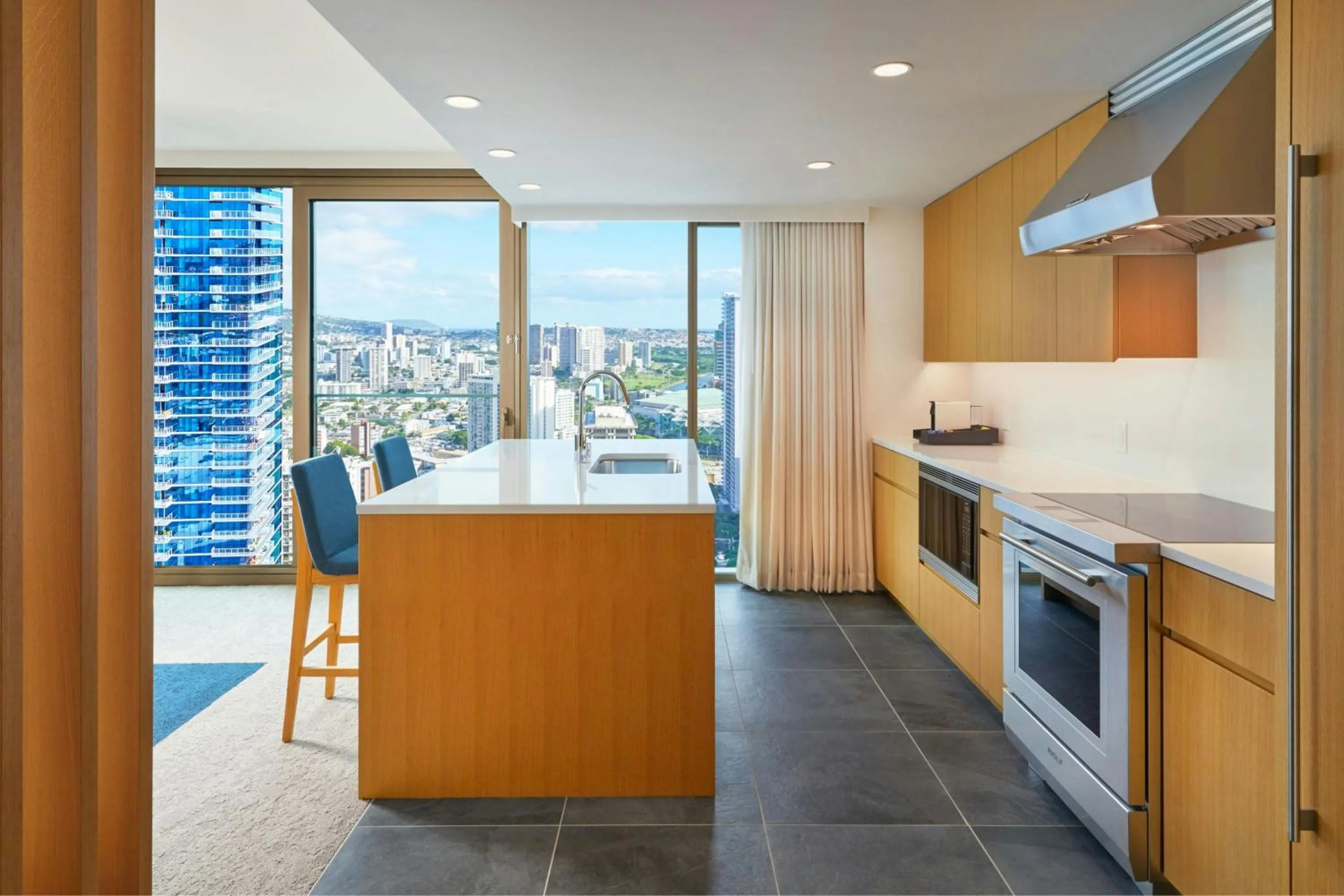 Kitchen or kitchenette in Renaissance Honolulu Hotel & Spa
