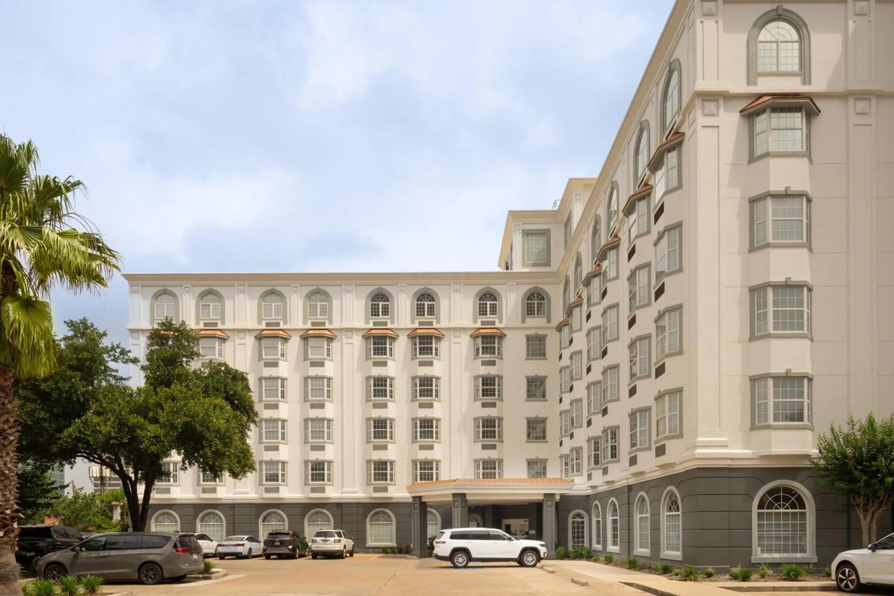 Property building in Hotel Vesper, Houston, a Tribute Portfolio Hotel