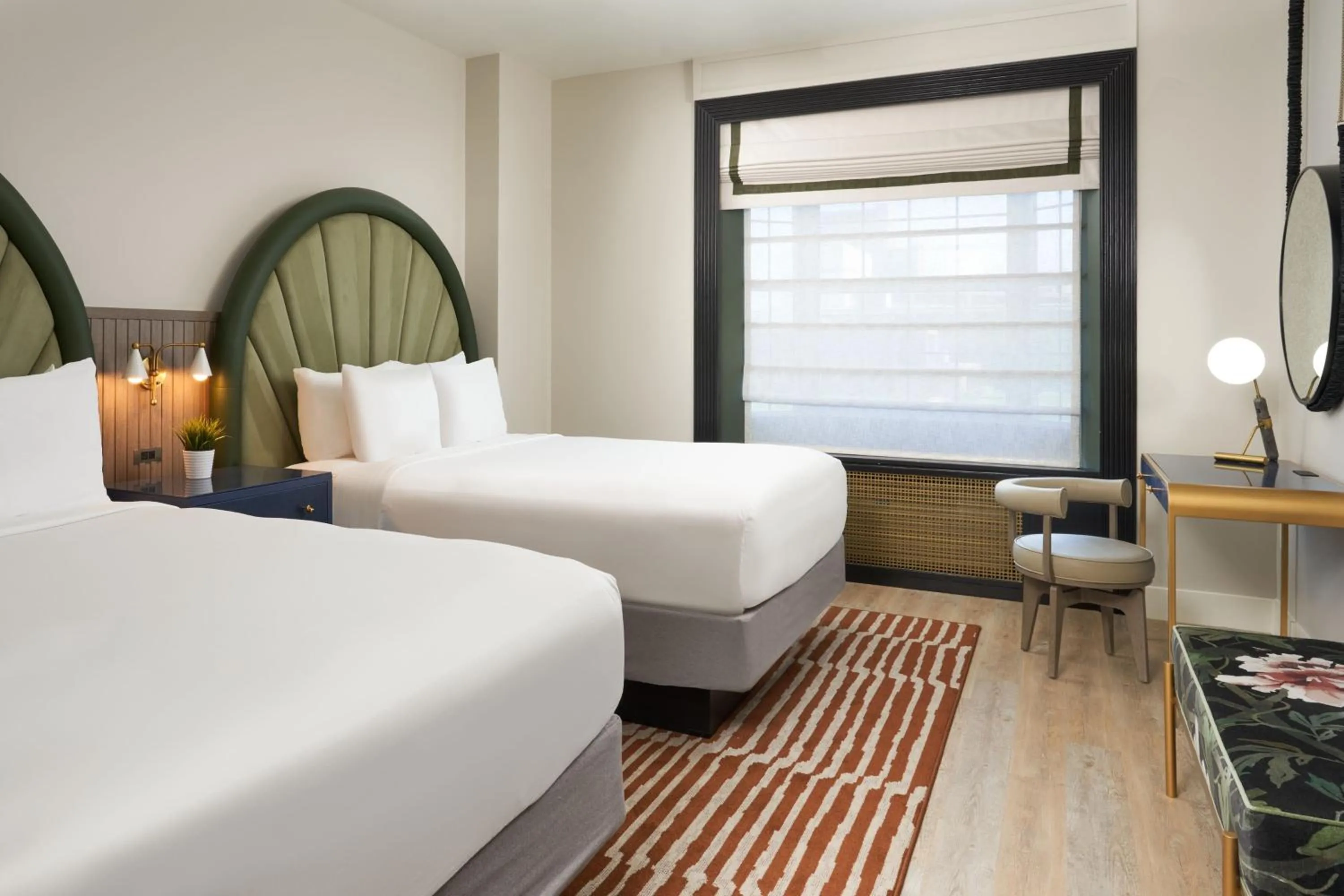 Photo of the whole room, Bed in Hotel Vesper, Houston, a Tribute Portfolio Hotel