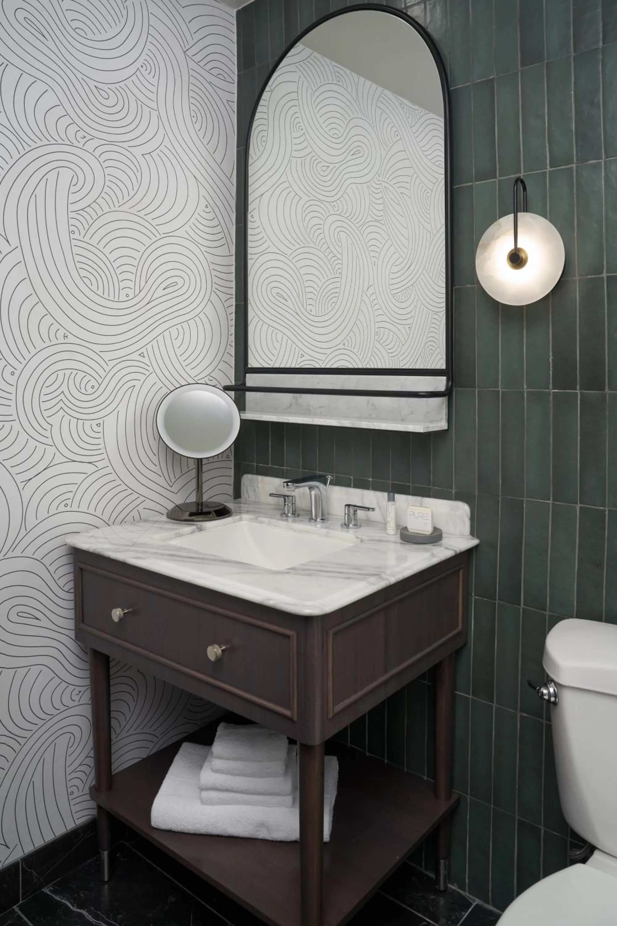 Bathroom in Hotel Vesper, Houston, a Tribute Portfolio Hotel