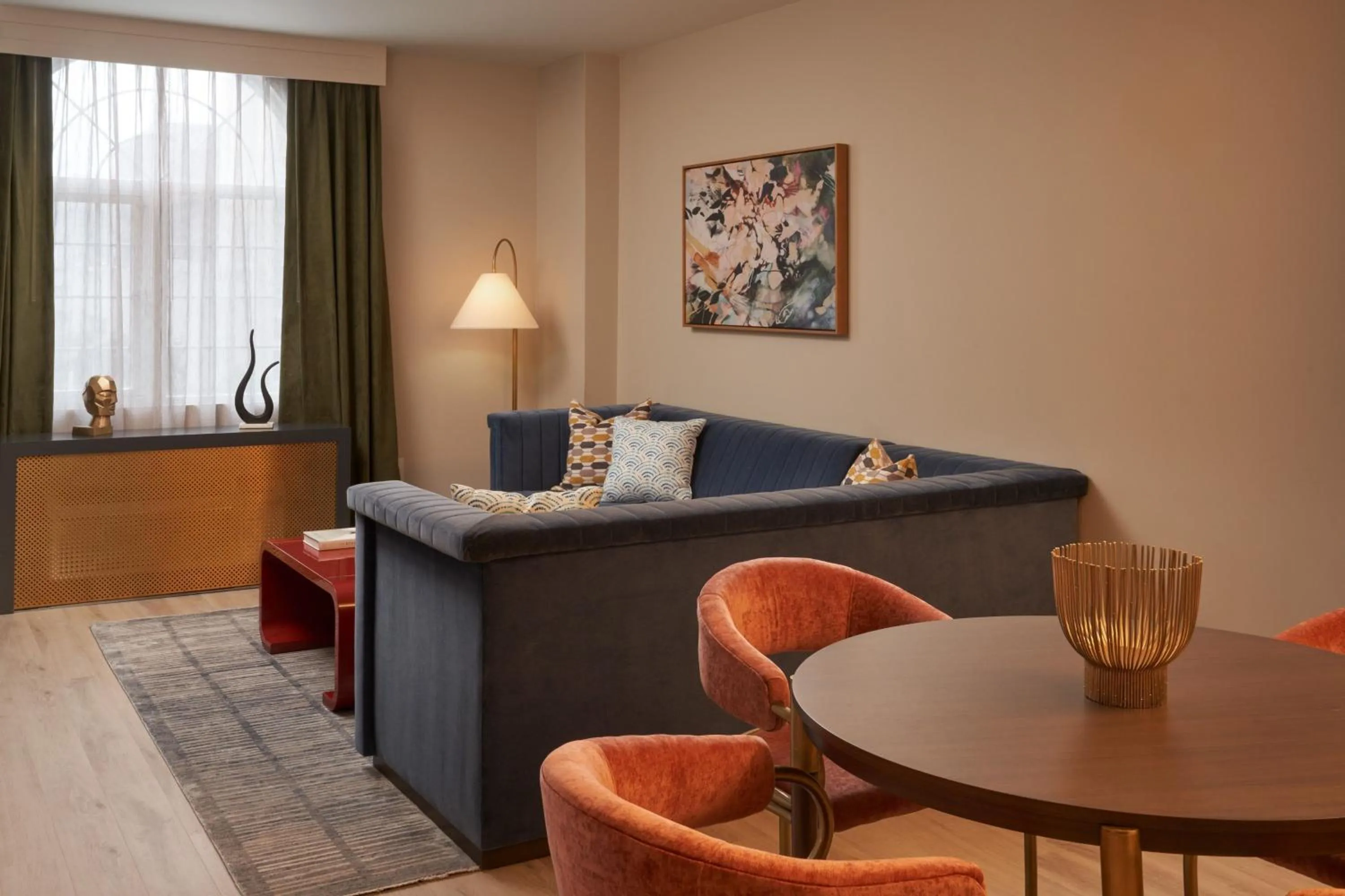 Photo of the whole room in Hotel Vesper, Houston, a Tribute Portfolio Hotel