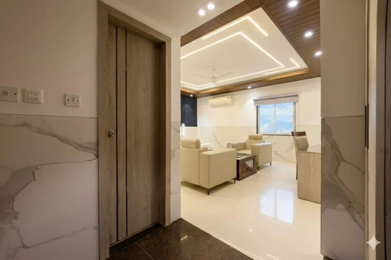 Living room in Hotel Transit International- Aerocity Delhi Airport
