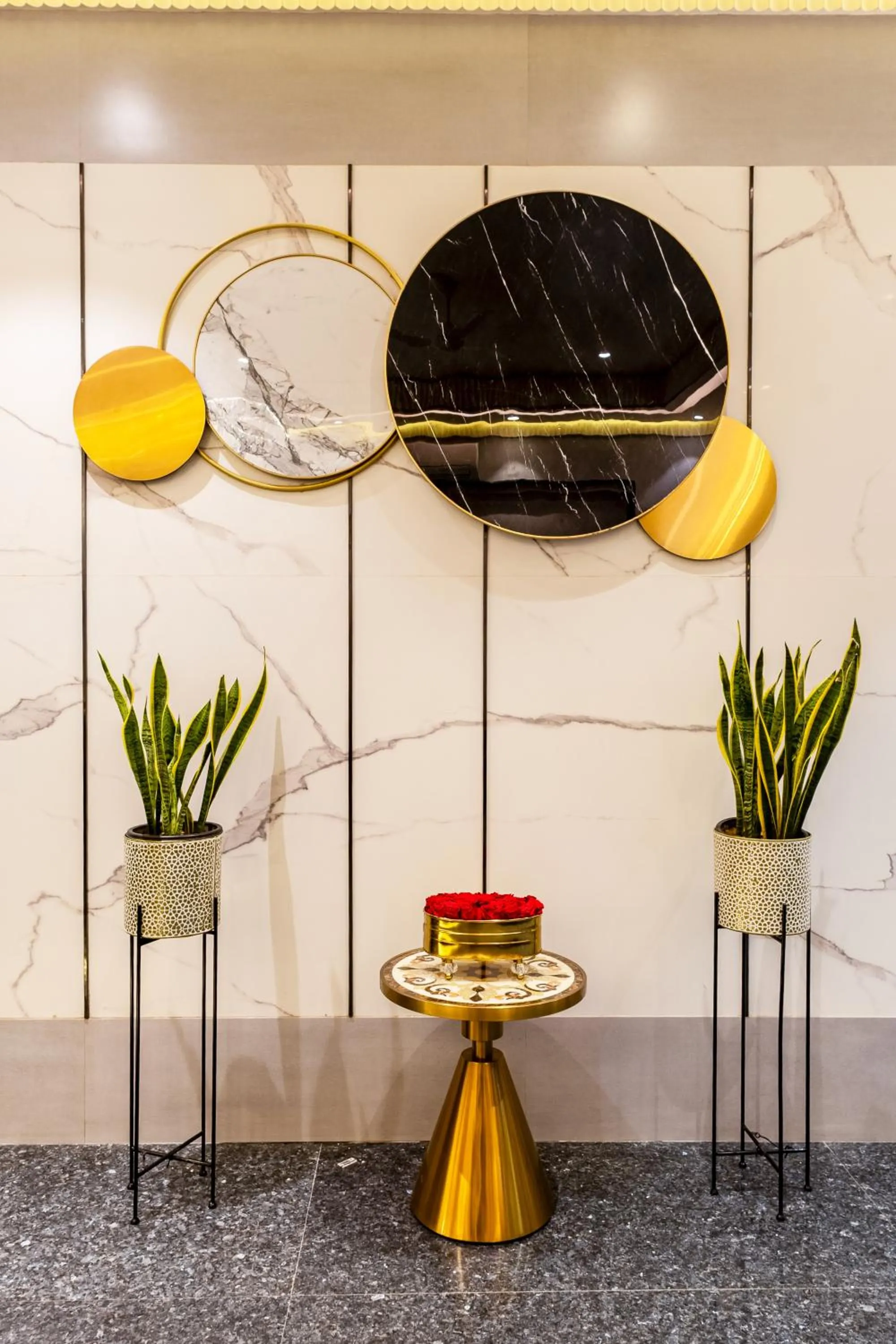 Decorative detail in Hotel Transit International- Aerocity Delhi Airport