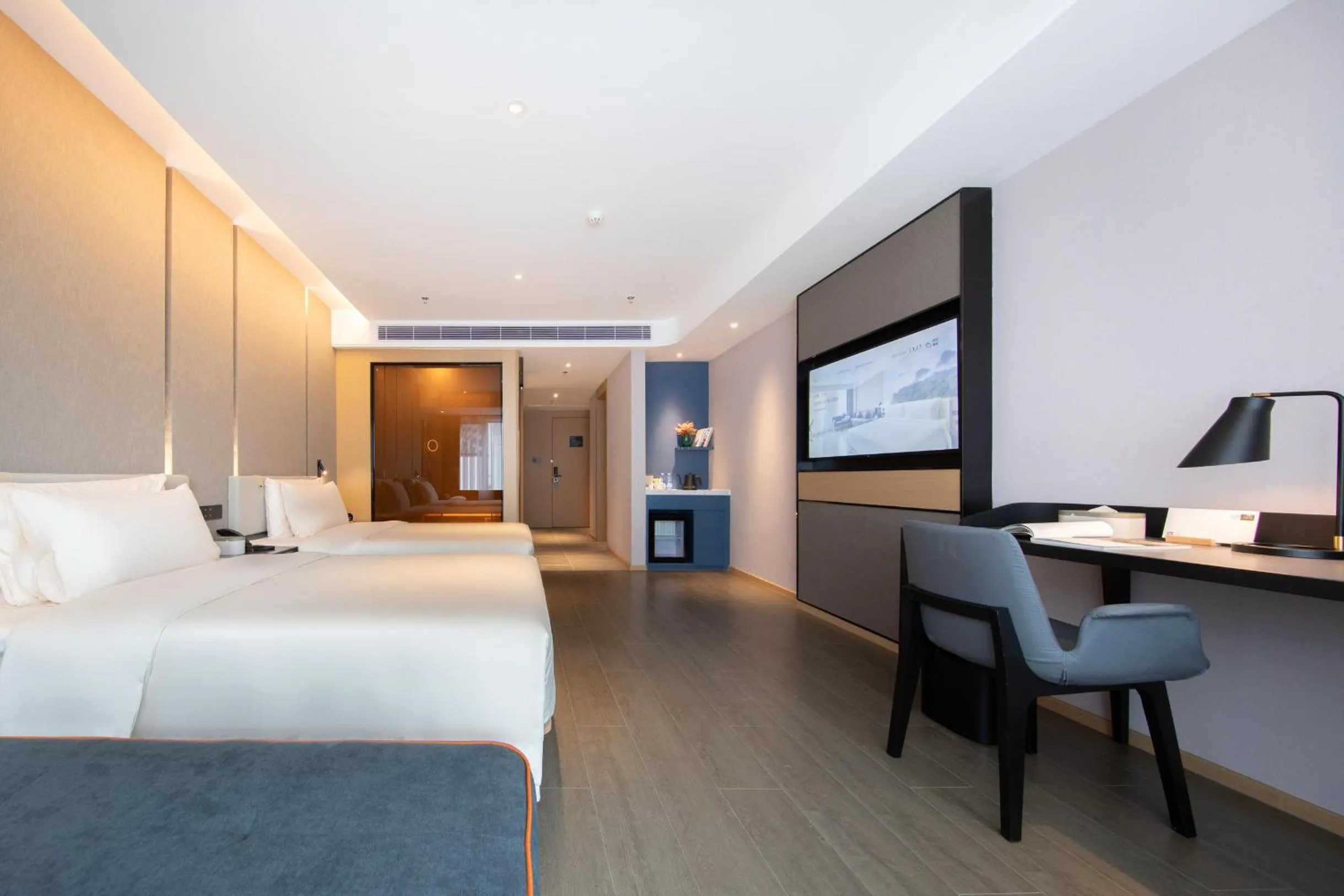 Bed in Atour Hotel Zhuhai Wanchai Port Hengqin International Convention and Exhibition Center