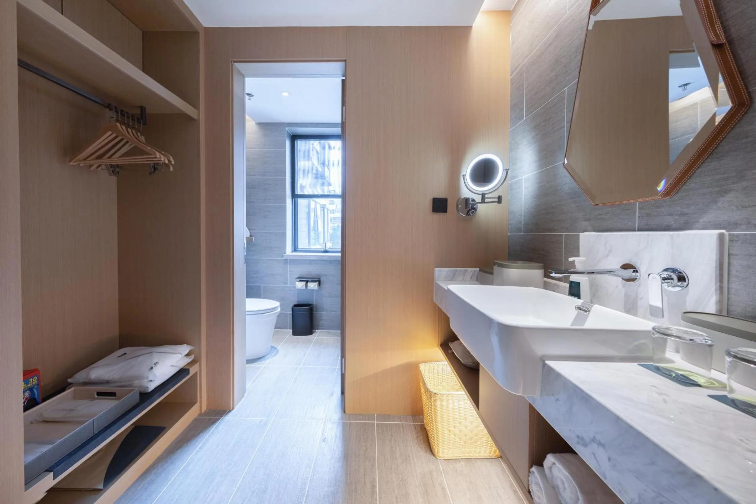 Atour Hotel Zhuhai Wanchai Port Hengqin International Convention and Exhibition Center