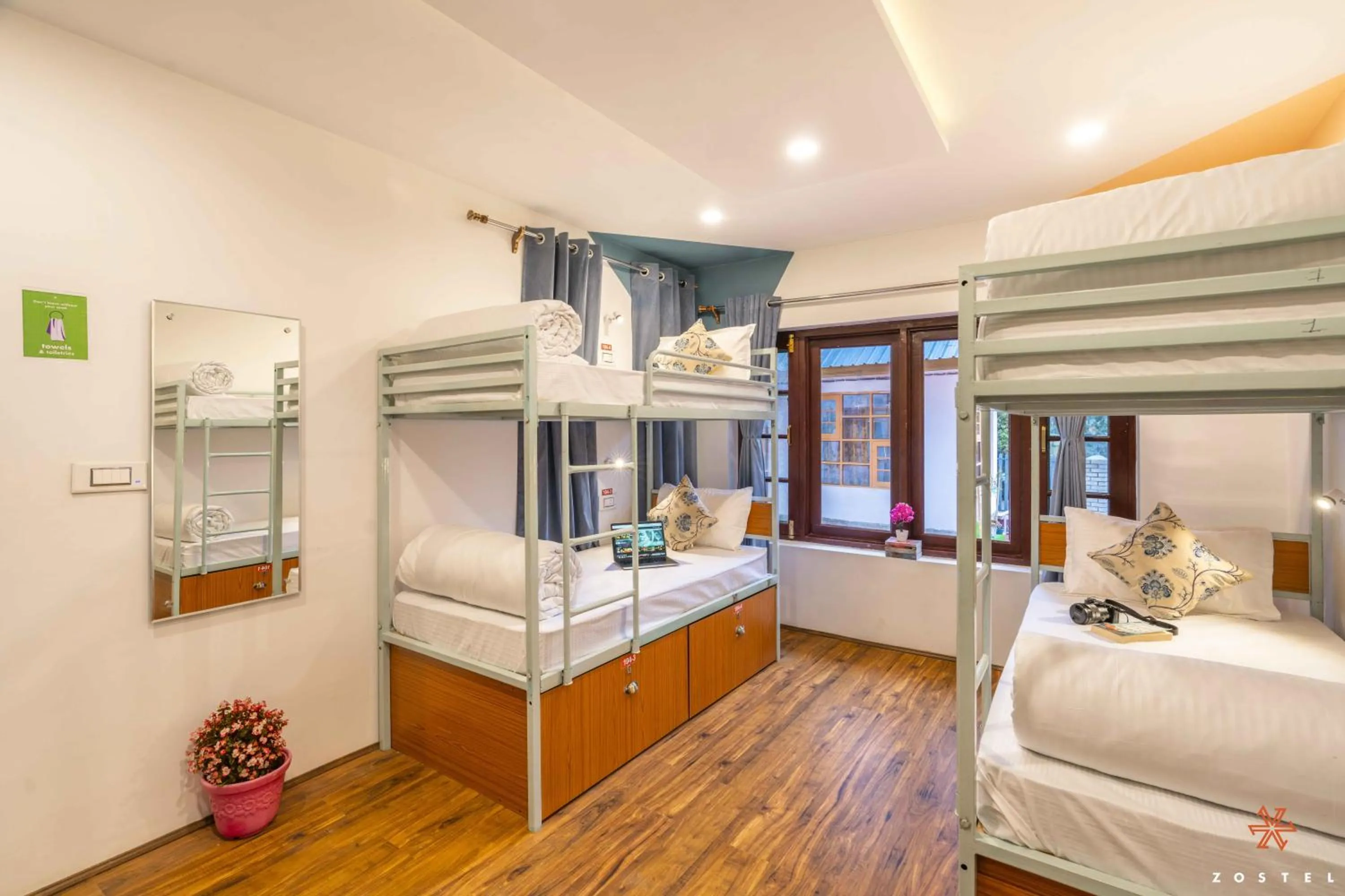 Bed in Zostel Pahalgam