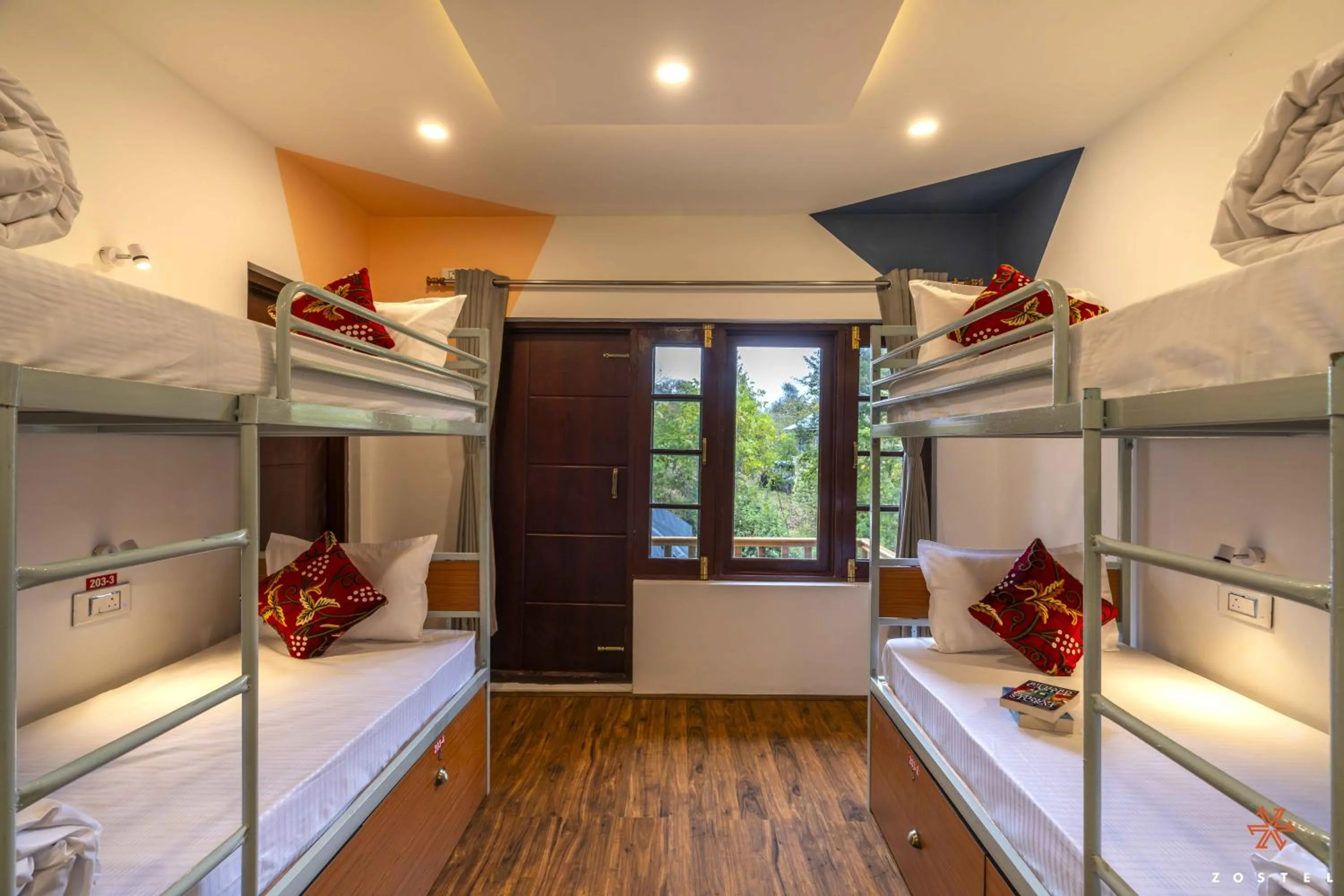 Bed in Zostel Pahalgam