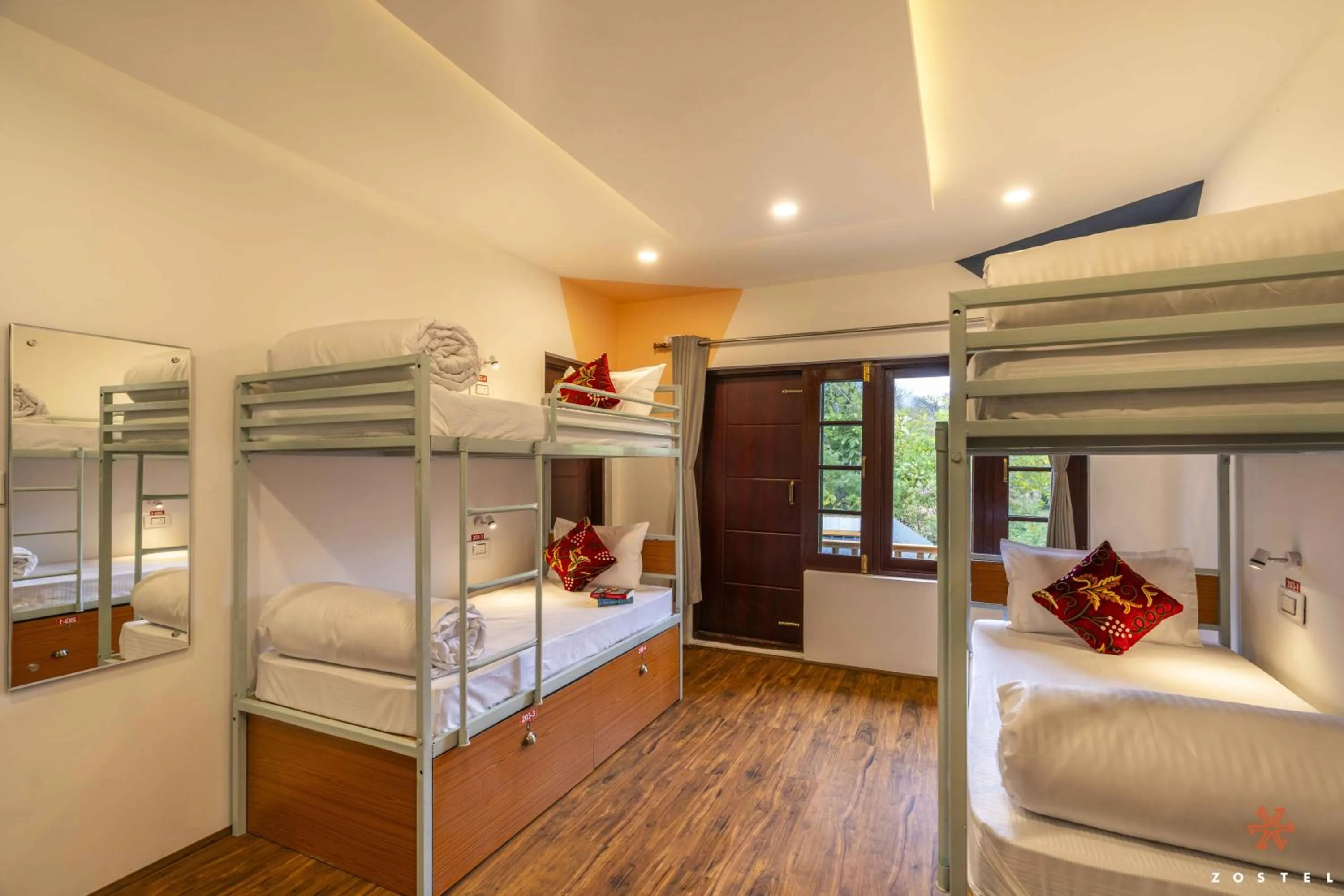 Bed in Zostel Pahalgam