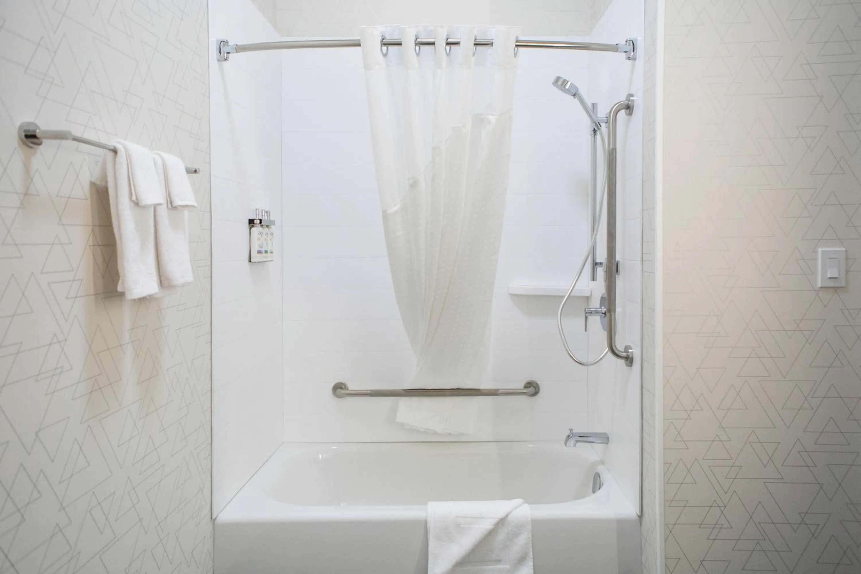 Holiday Inn Express & Suites Prince Albert - South by IHG