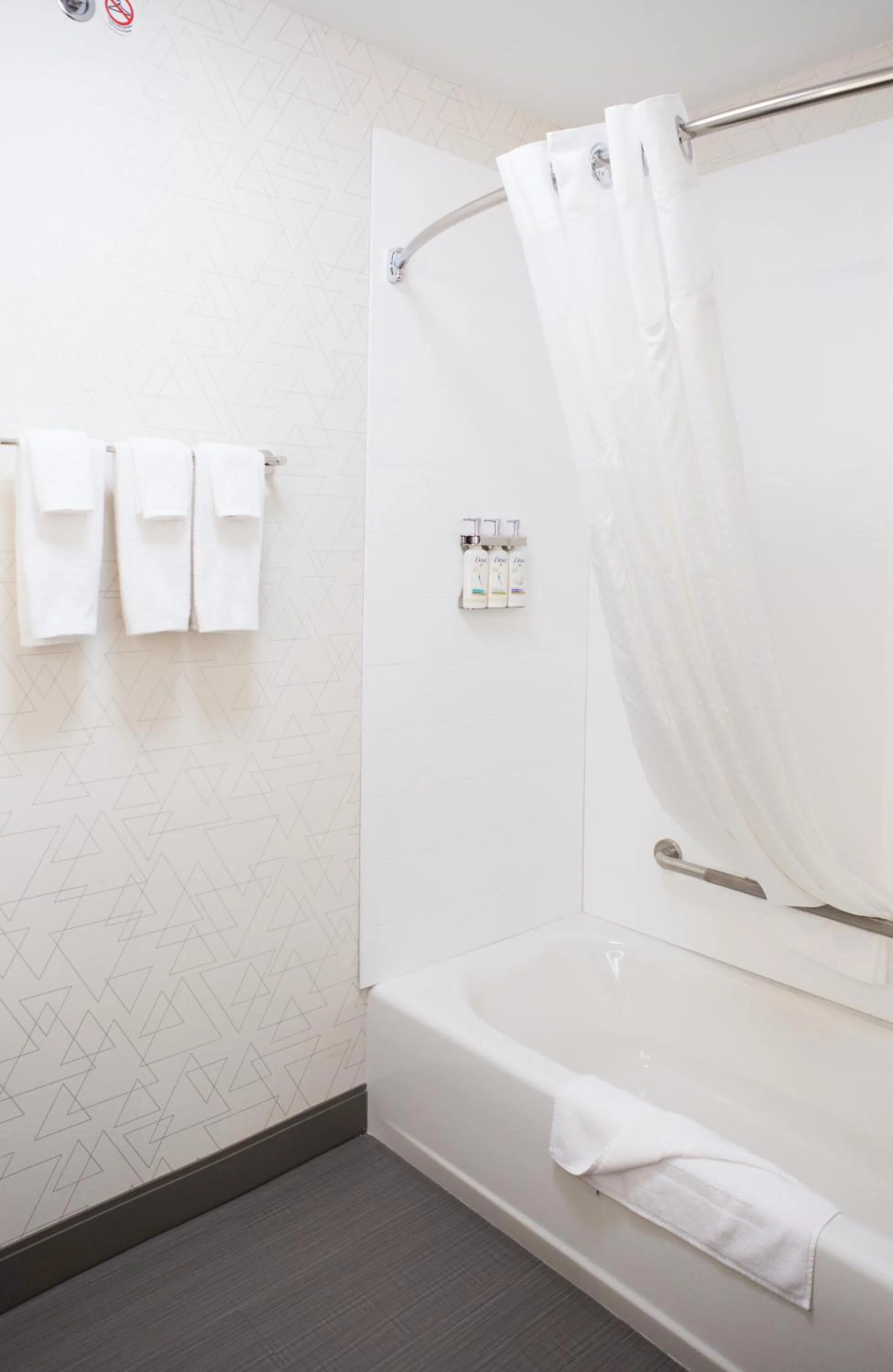 Holiday Inn Express & Suites Prince Albert - South by IHG