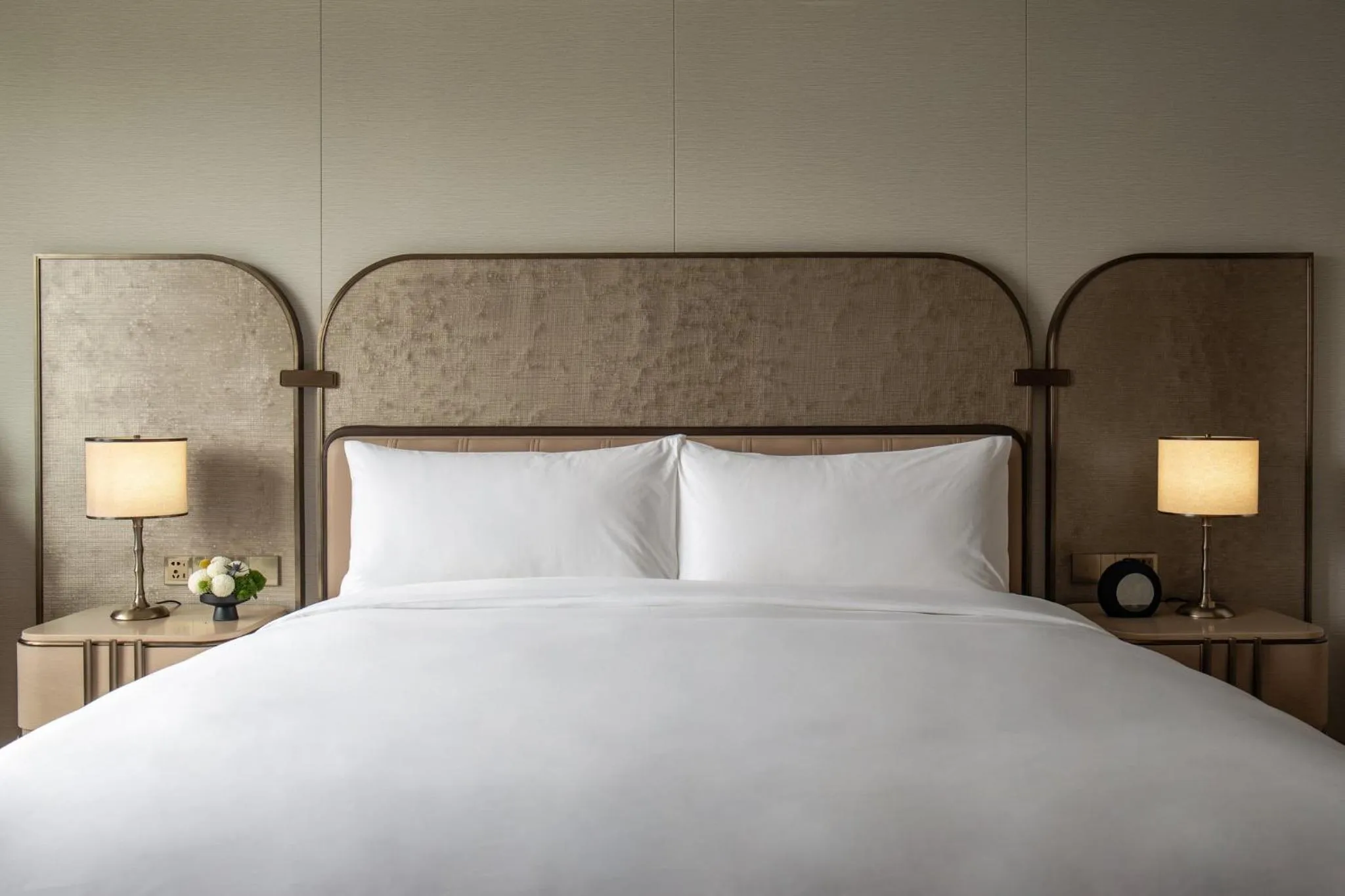 Photo of the whole room, Bed in InterContinental Wuxi Taihu New City by IHG