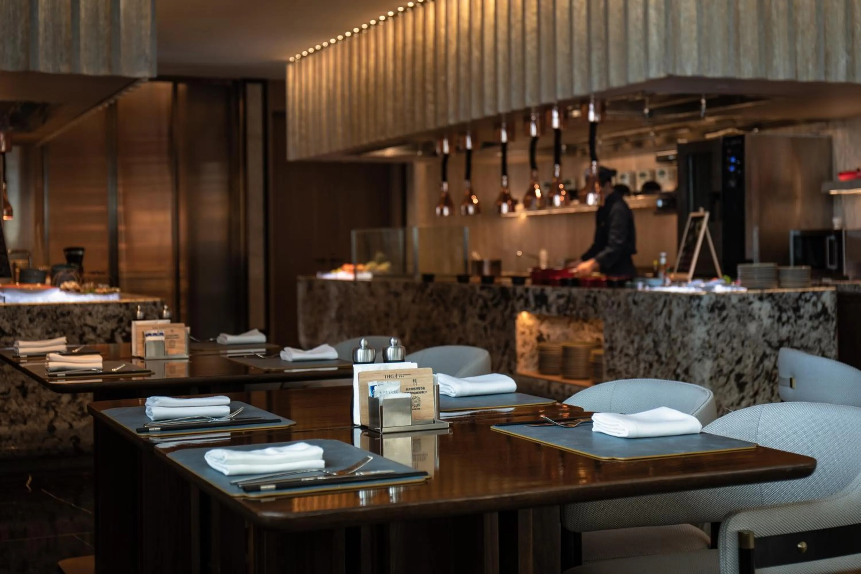 Restaurant/places to eat in InterContinental Wuxi Taihu New City by IHG