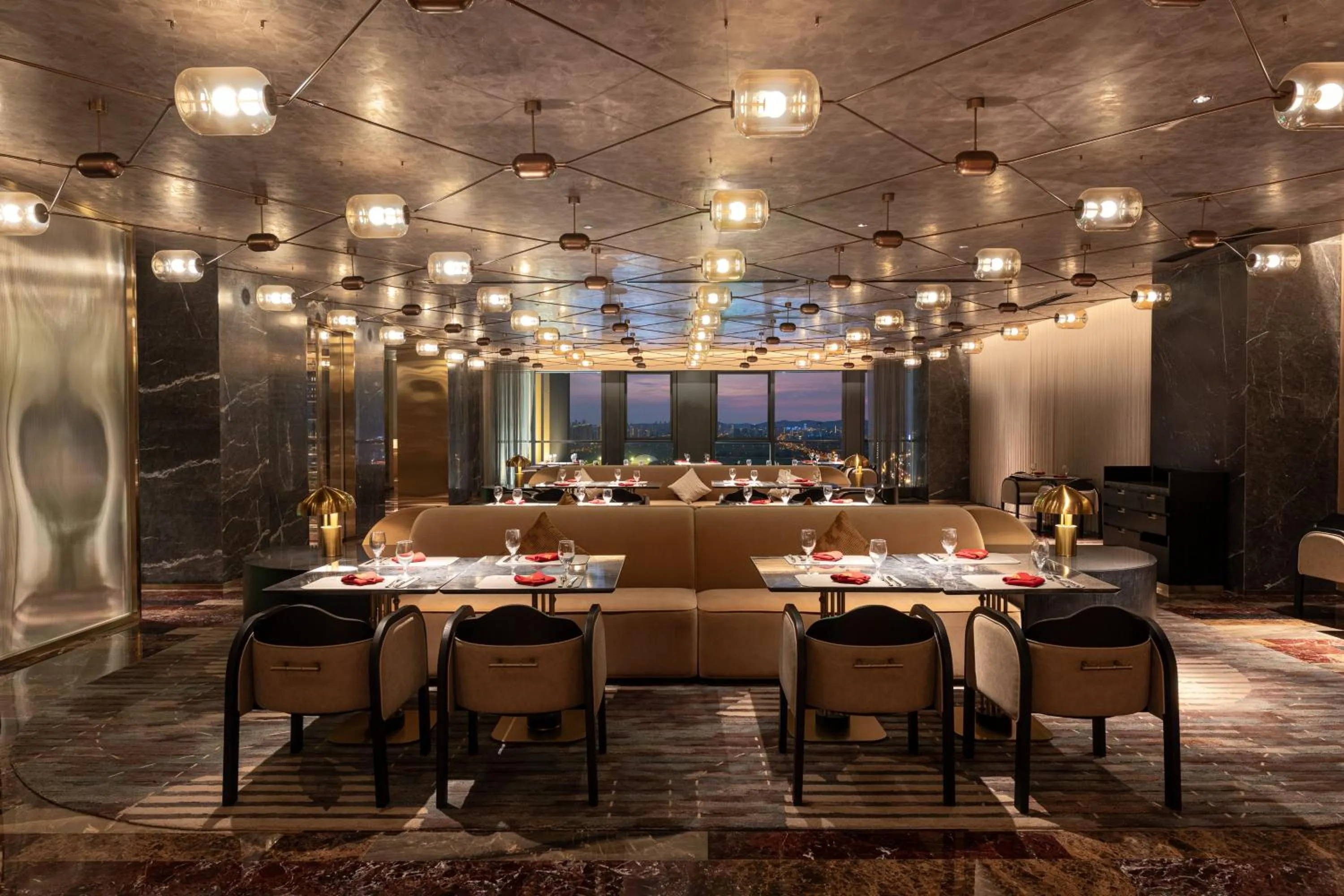 Restaurant/places to eat in InterContinental Wuxi Taihu New City by IHG