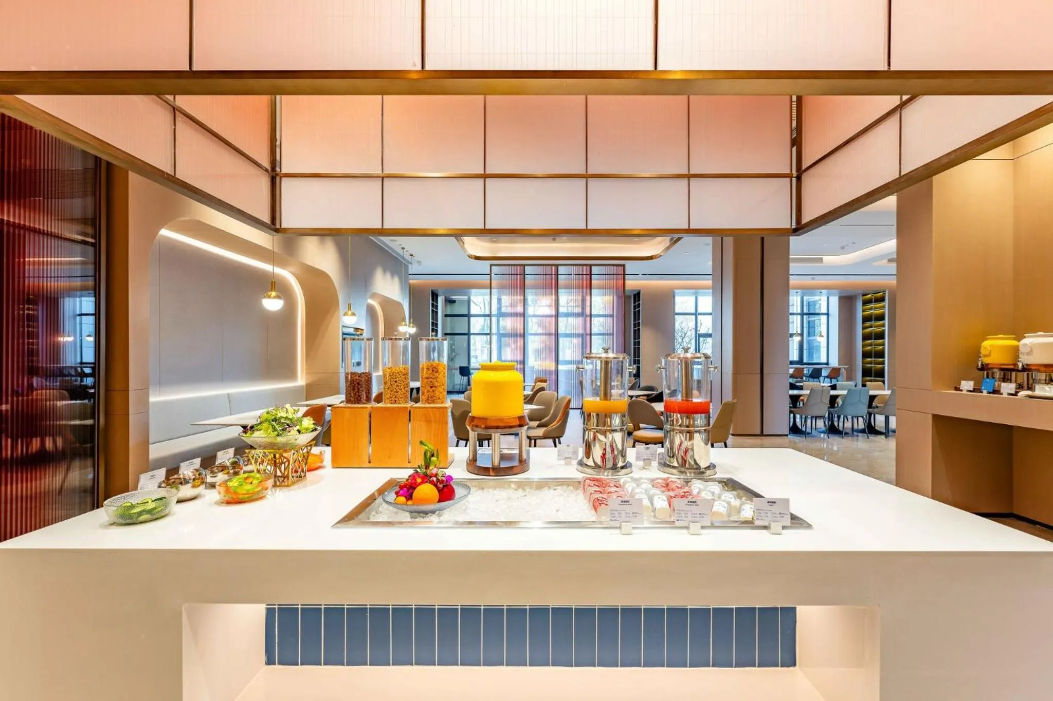 Breakfast in Holiday Inn Express Haiyan by IHG