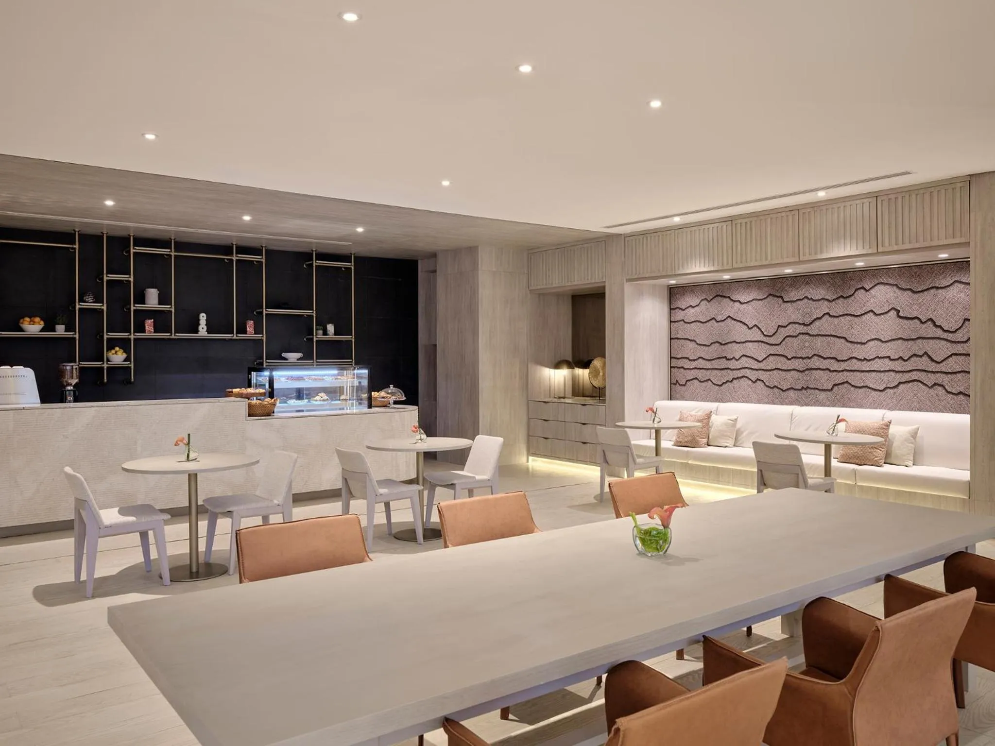 Restaurant/places to eat in Arabella Beach Hotel Kuwait, Vignette Collection by IHG