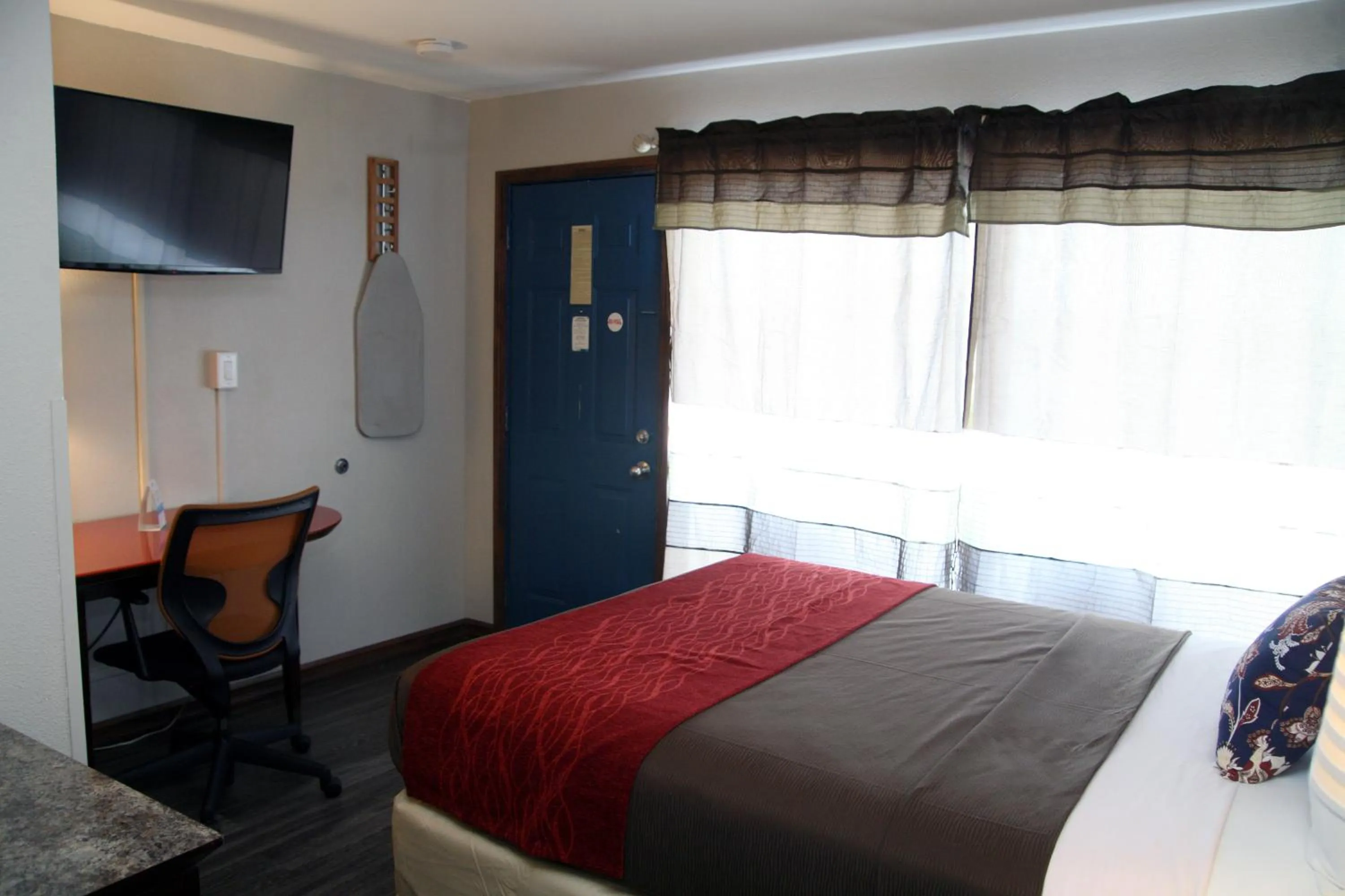 Day in South T Motel