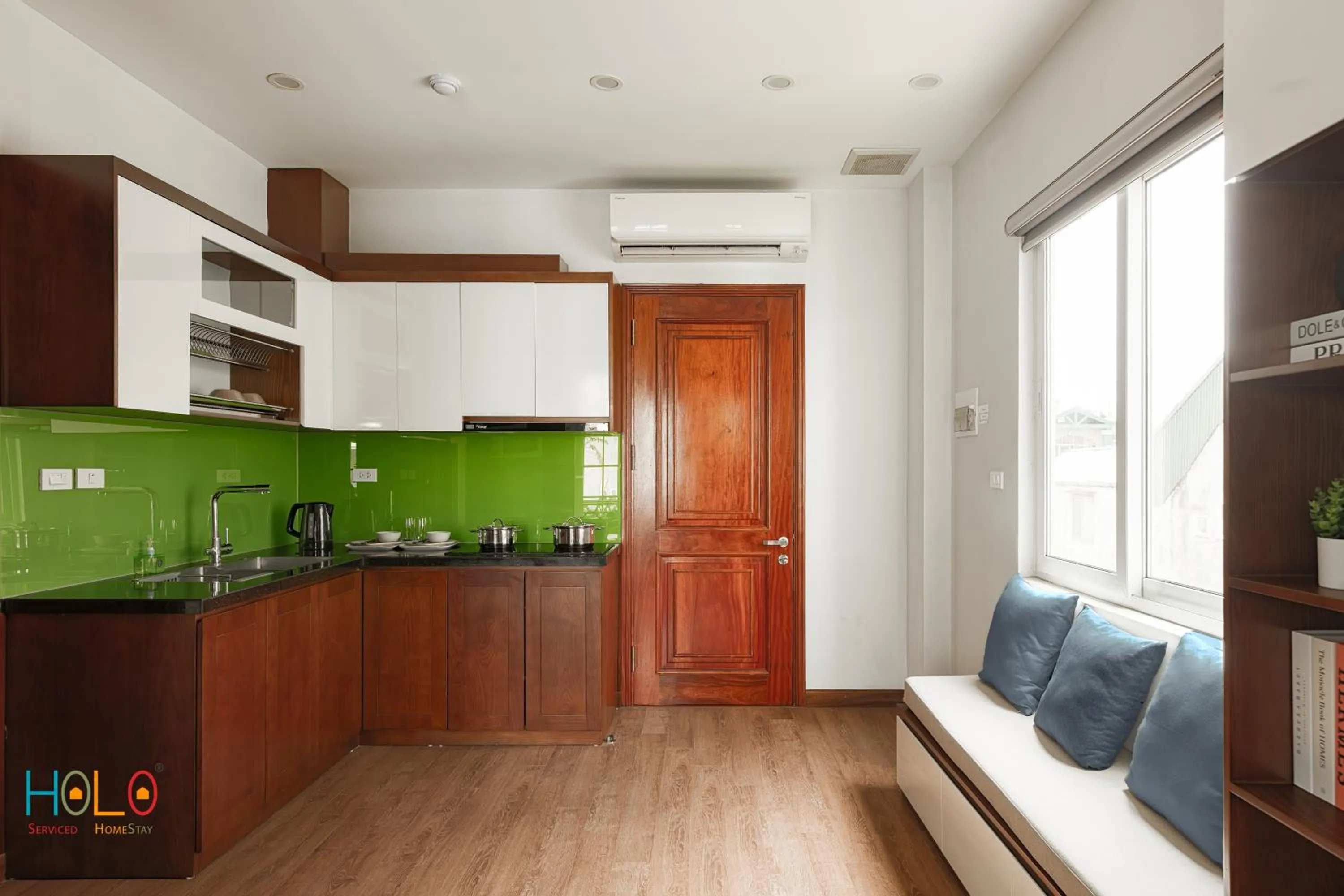 Kitchen or kitchenette in HoLo Central Hanoi - Serviced HomeStay