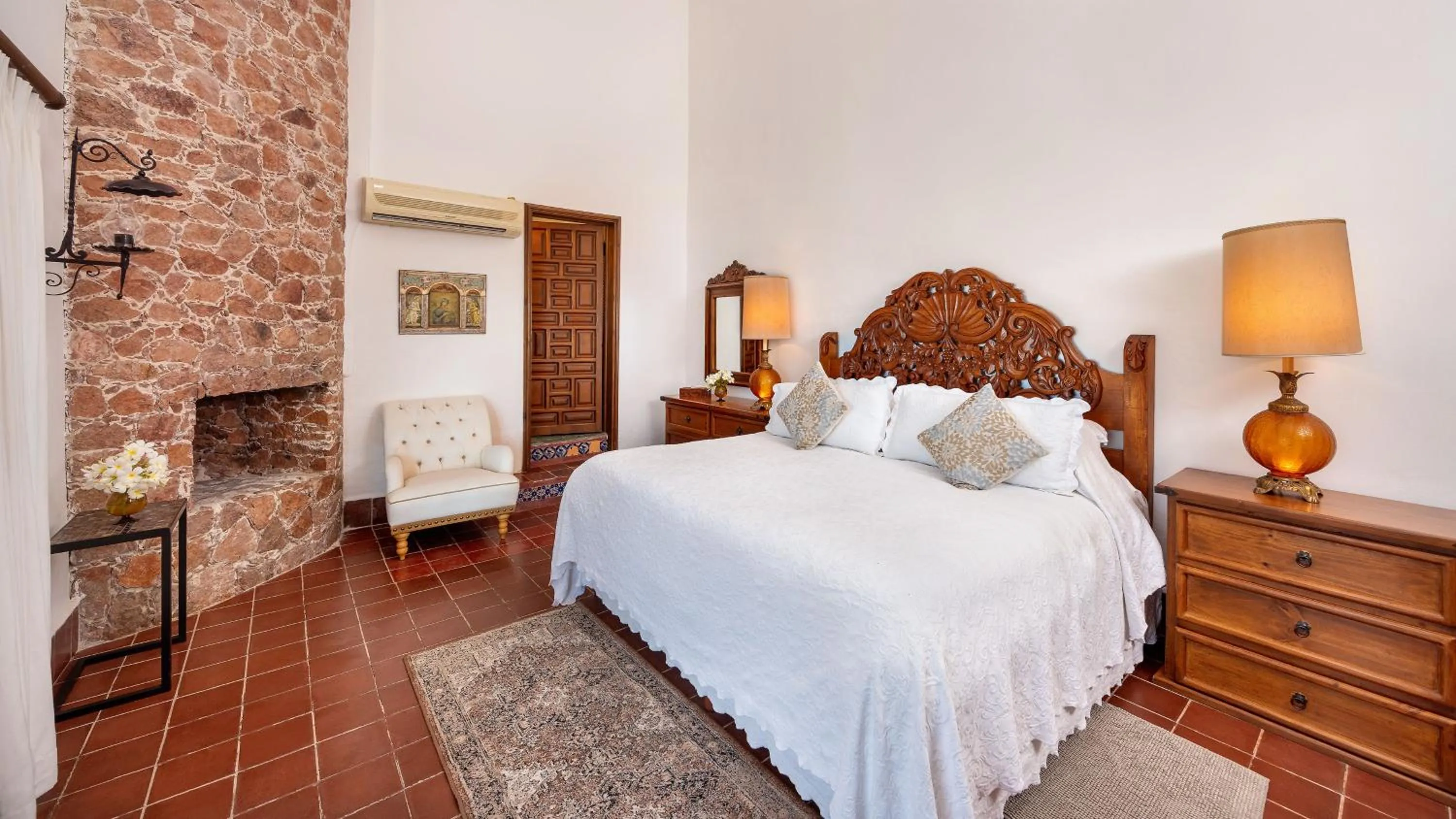 Bed in Rancho Las Cruces