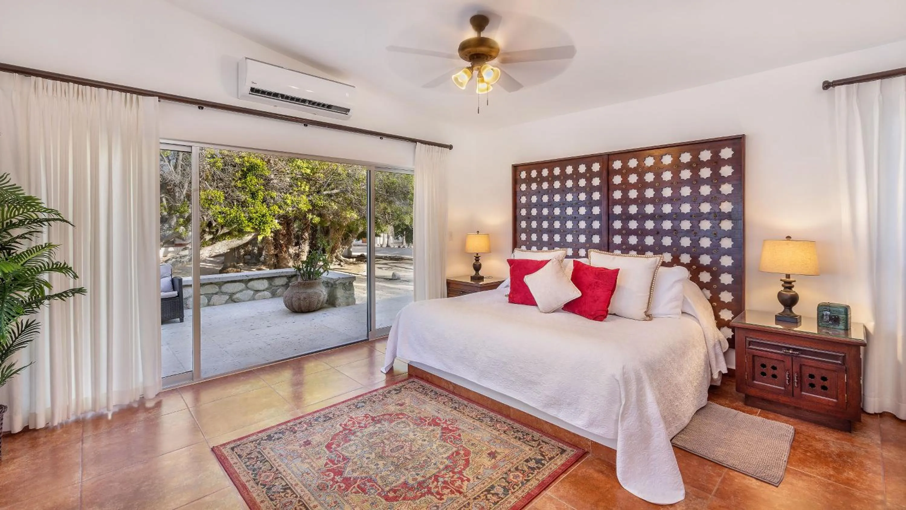 Bed in Rancho Las Cruces