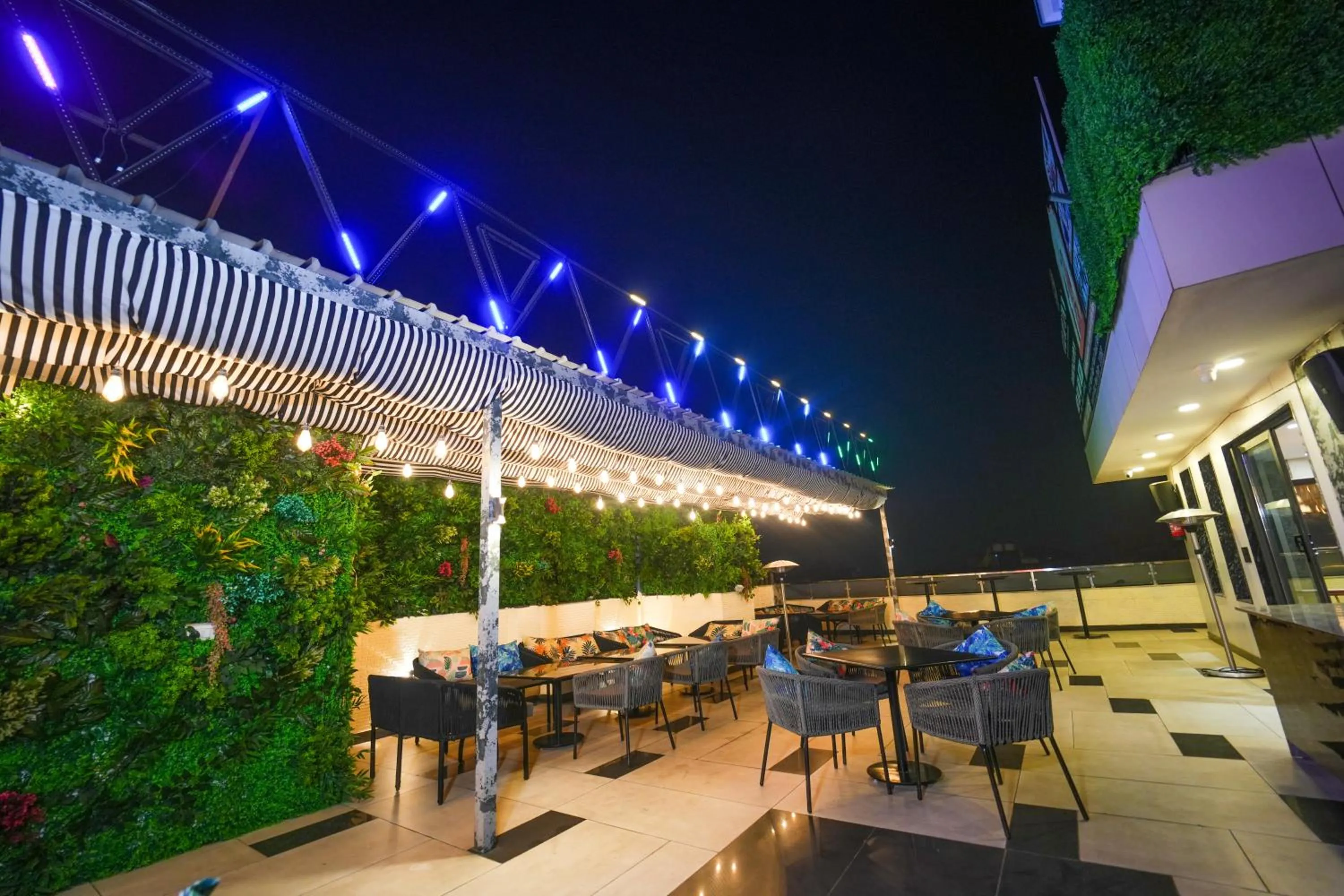 Balcony/Terrace in Clay Inn Hotels, Paschim Vihar