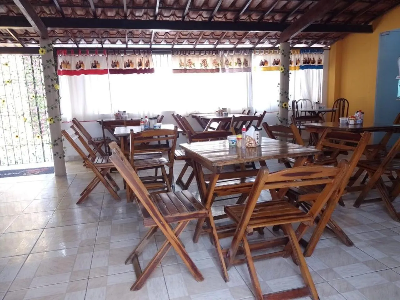 Dining area in Suítes São Francisco