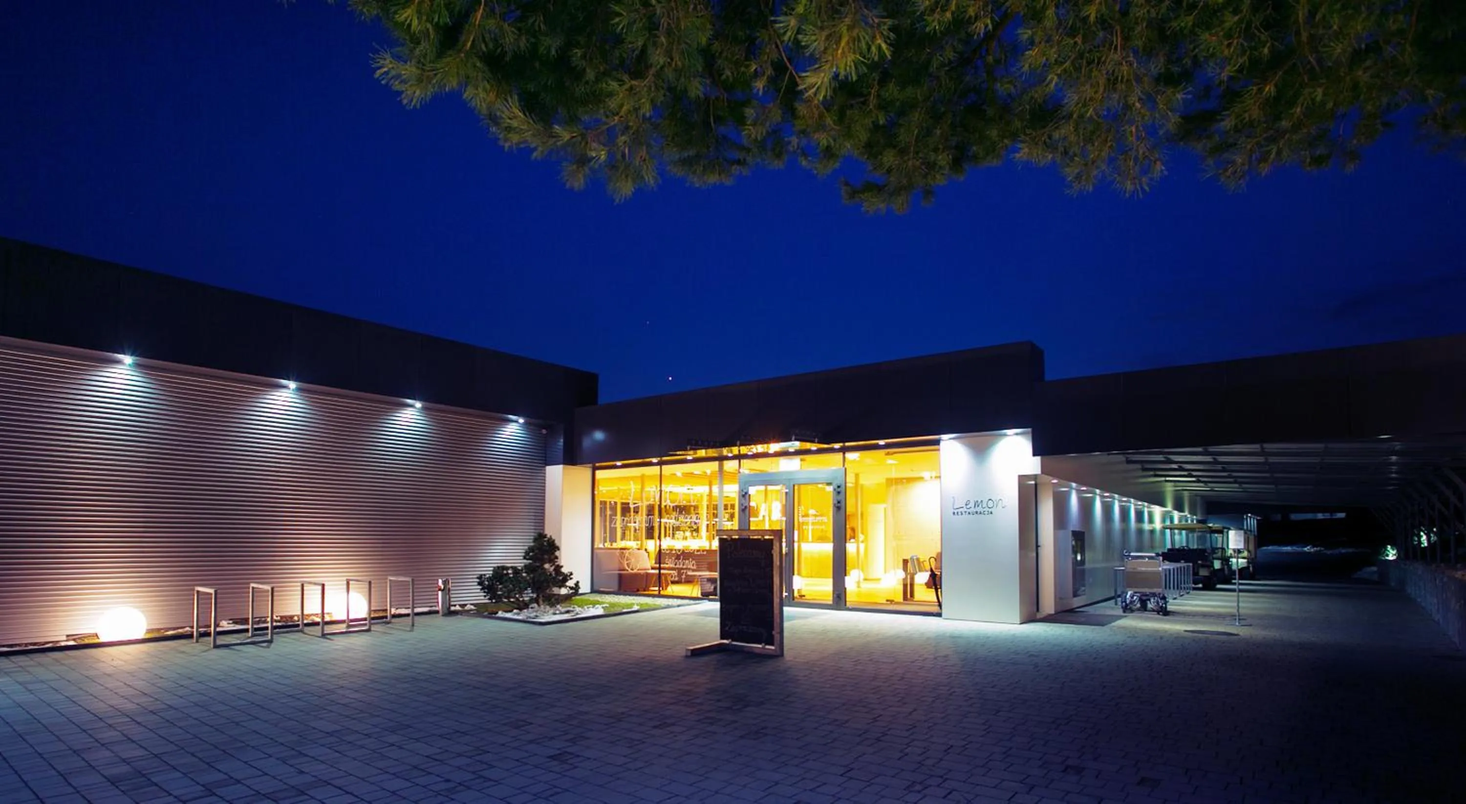 Facade/entrance in Lemon Resort Spa