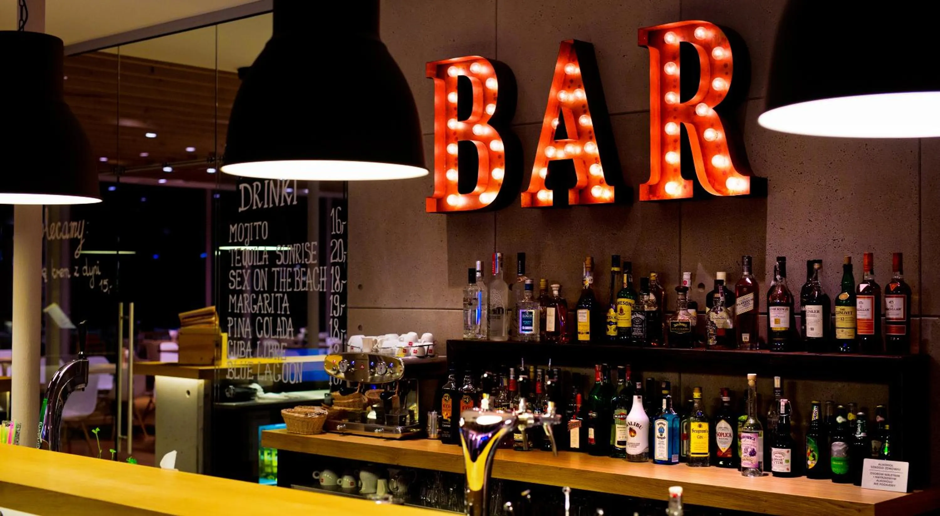 Lounge or bar in Lemon Resort Spa