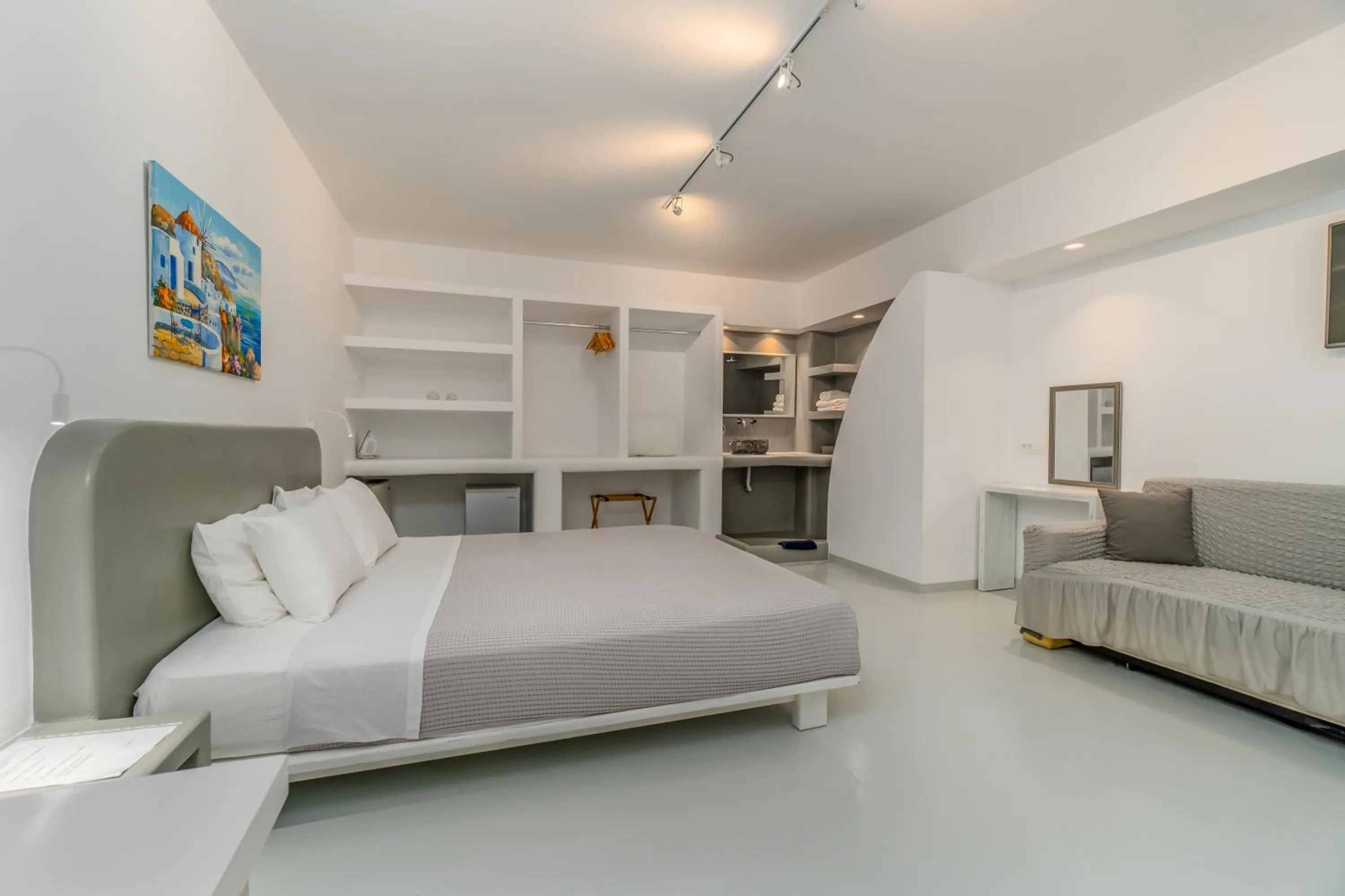 Bedroom, Bed in Central Fira Suites