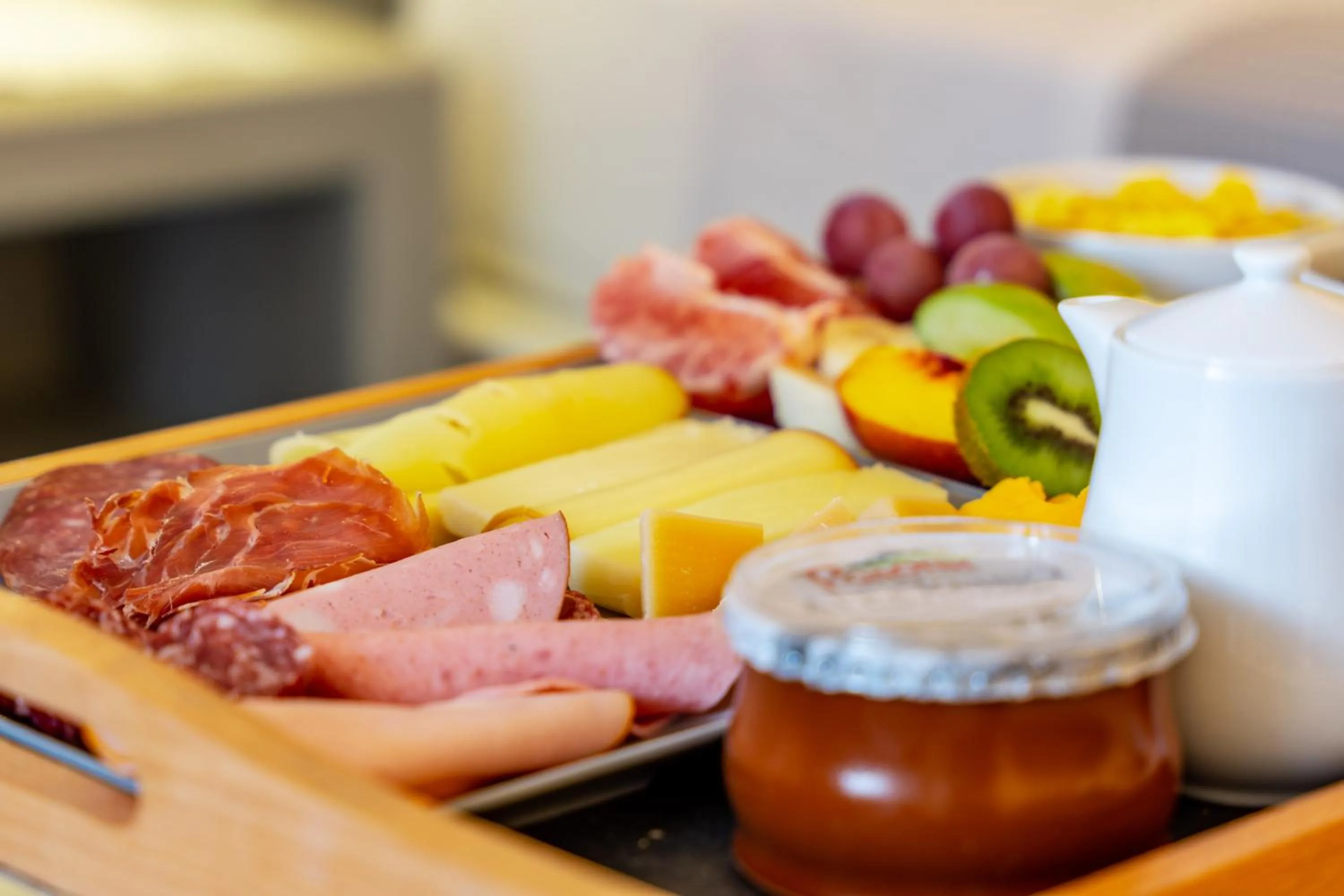 Breakfast in Central Fira Suites