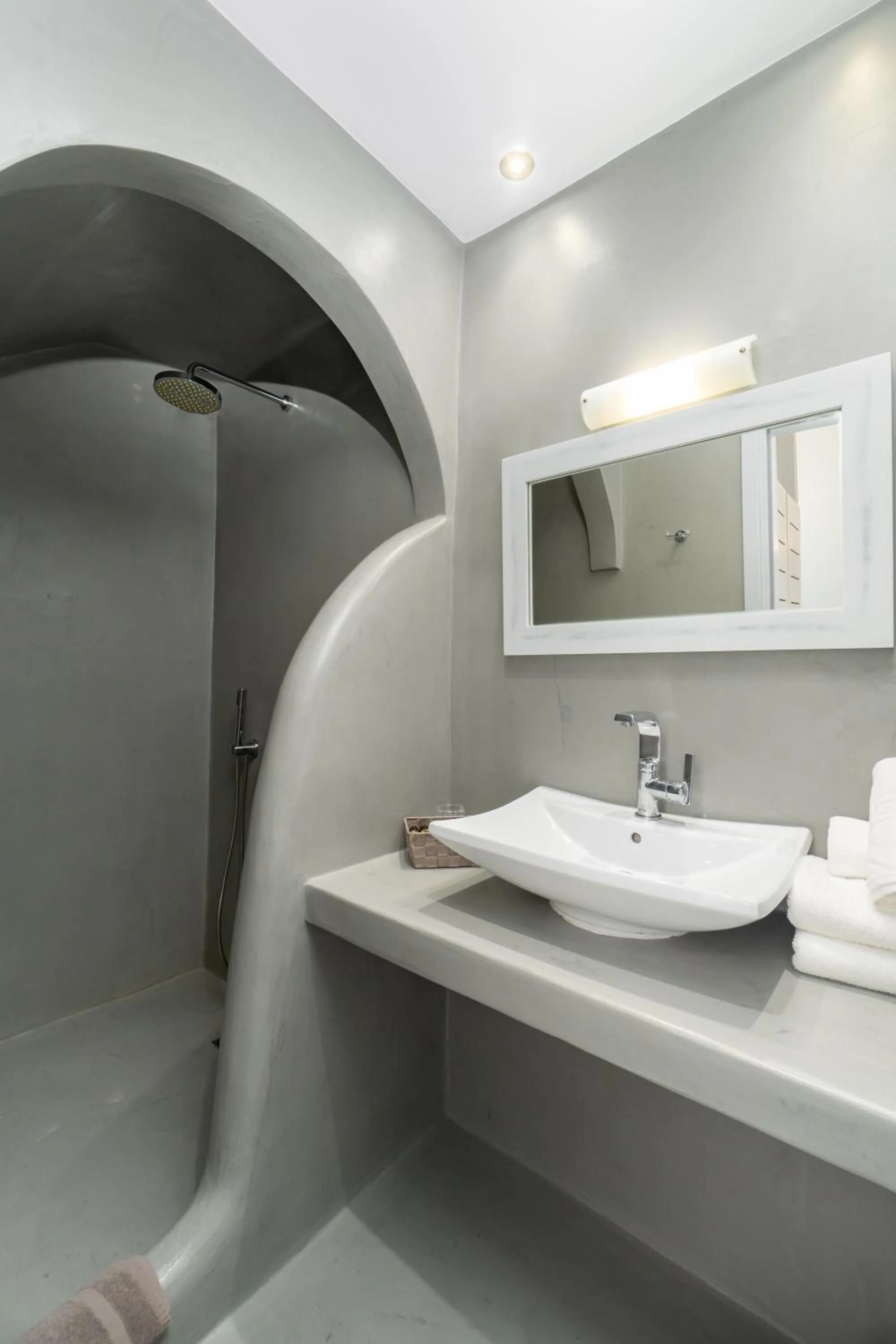 Bathroom in Central Fira Suites