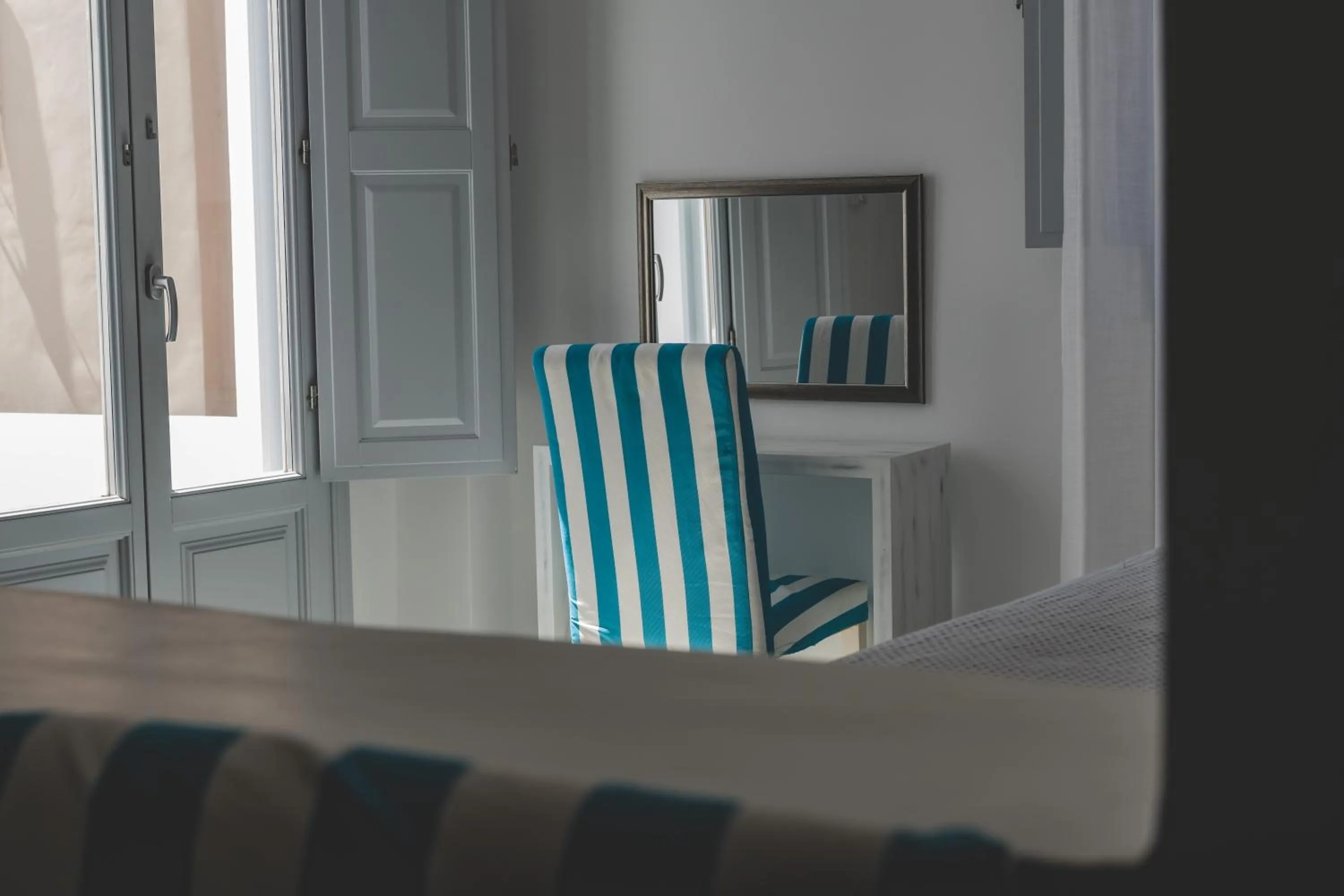 Decorative detail in Central Fira Suites