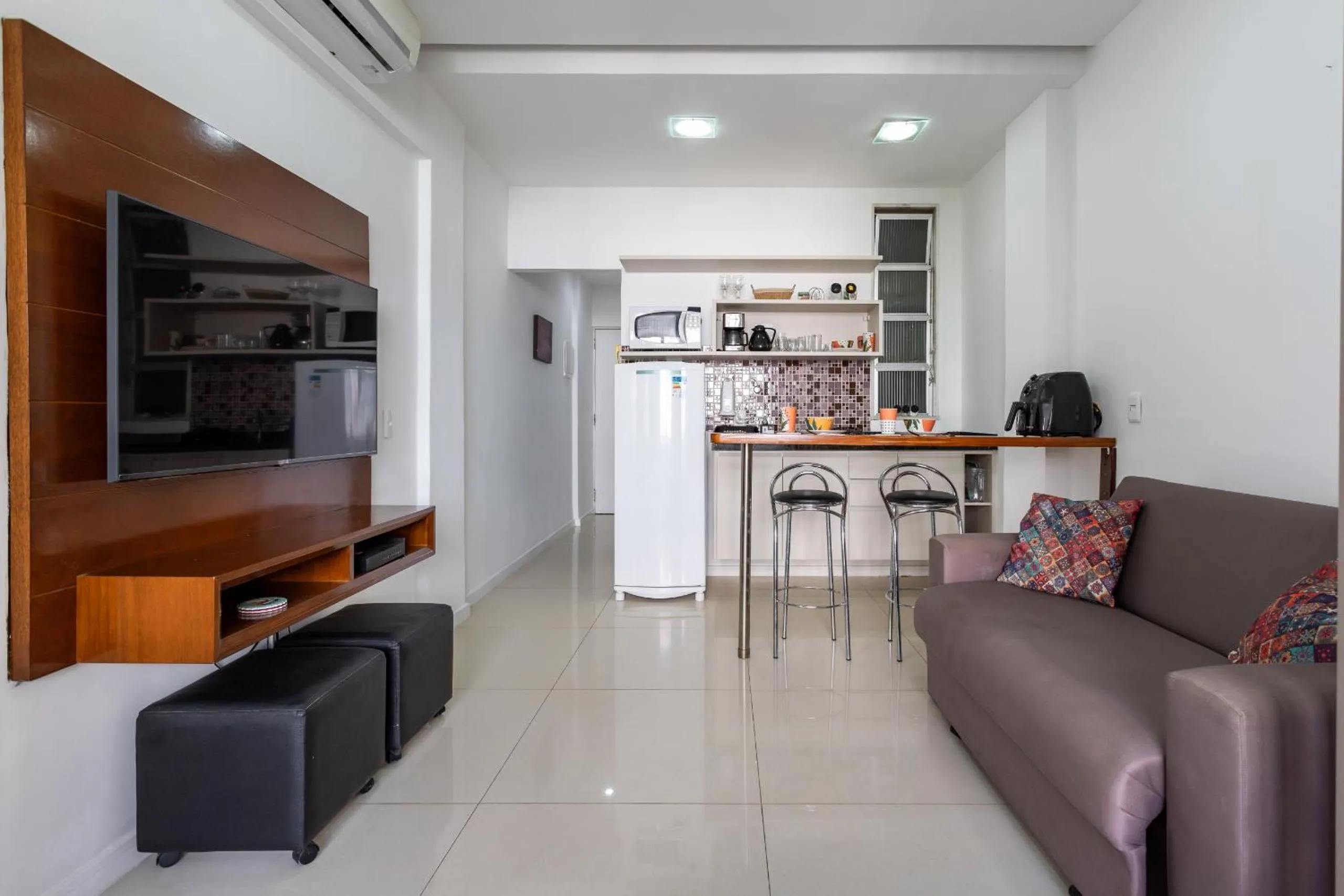 Estúdio em Ipanema - Ideal para casais - VP501
