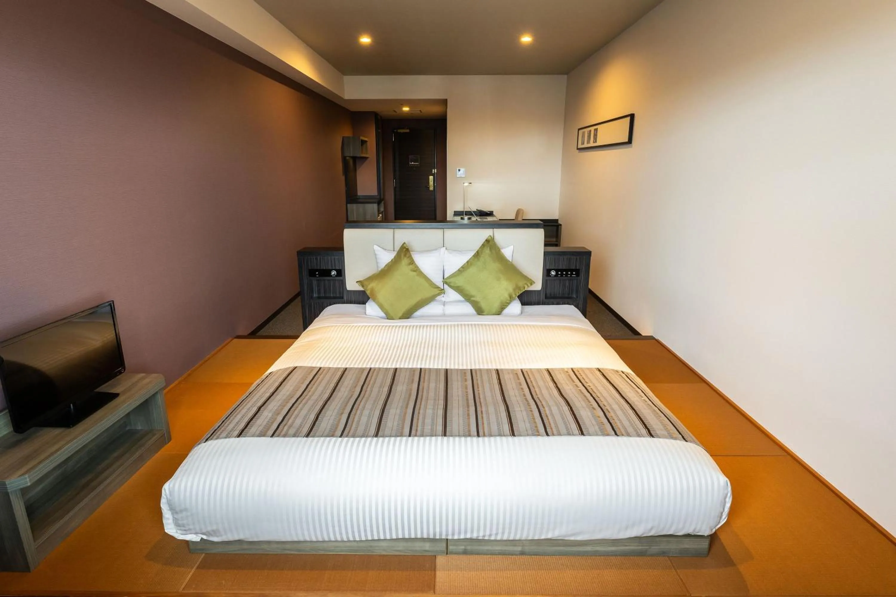 Photo of the whole room, Bed in HOTEL MYSTAYS PREMIER Kanazawa