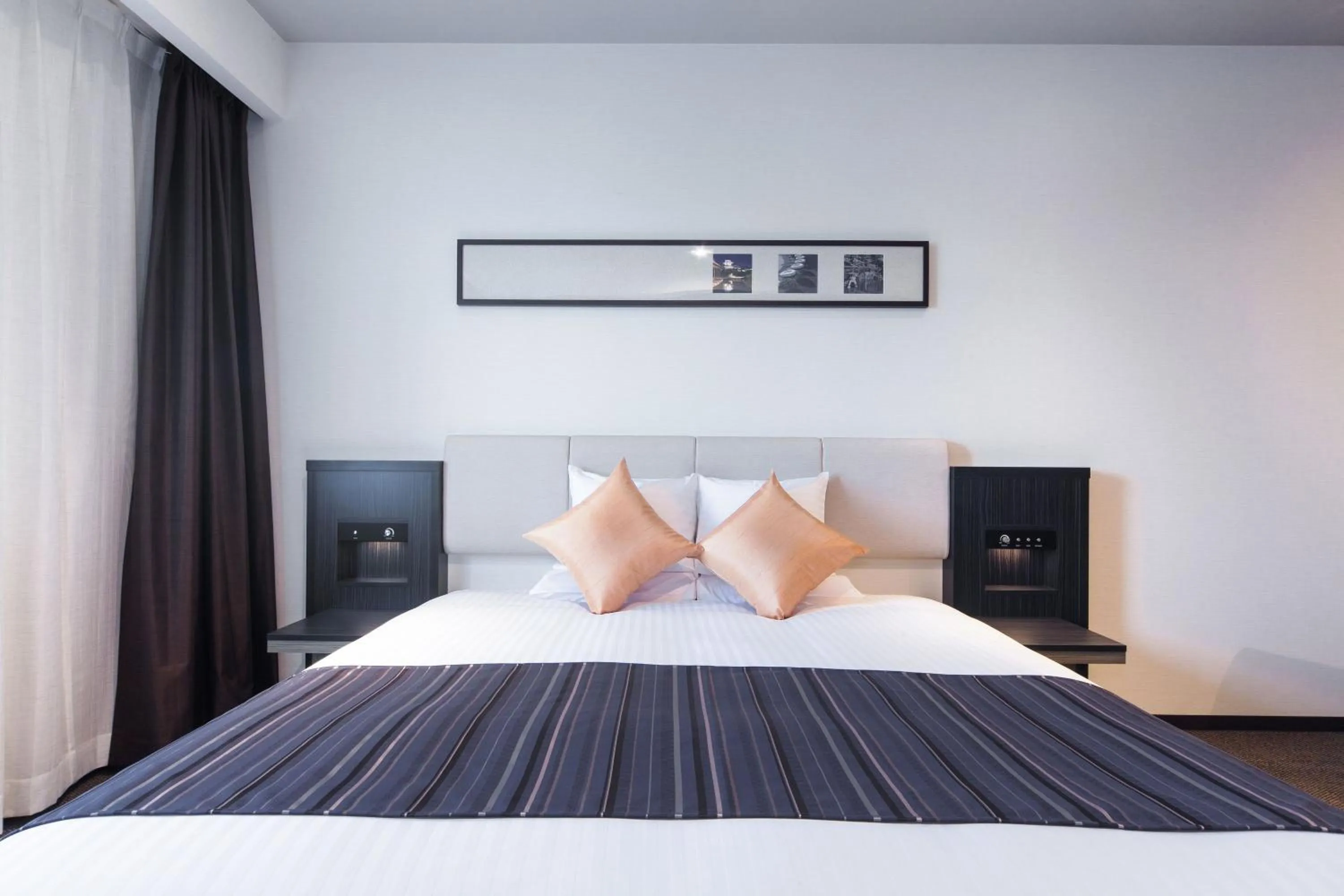 Photo of the whole room, Bed in HOTEL MYSTAYS PREMIER Kanazawa