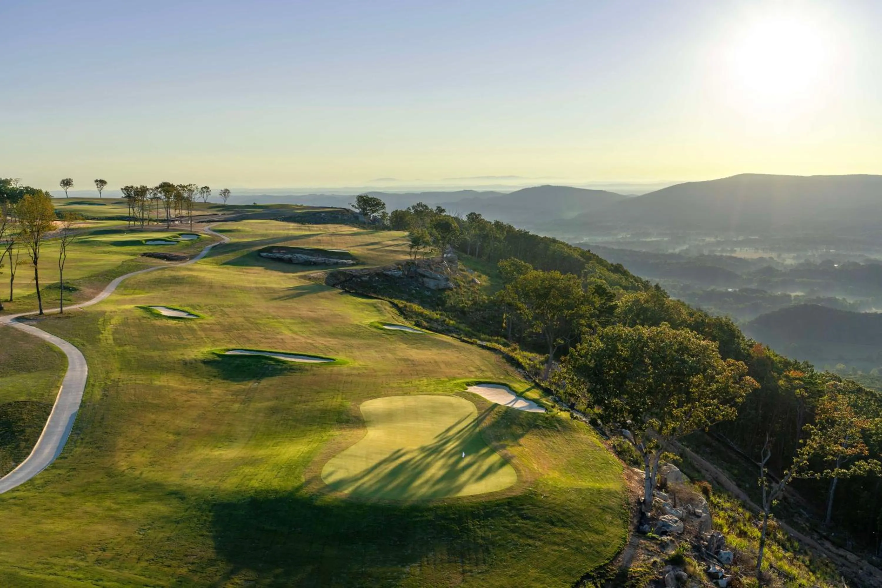 Golfcourse in Cloudland at McLemore Resort Lookout Mountain, Curio by Hilton