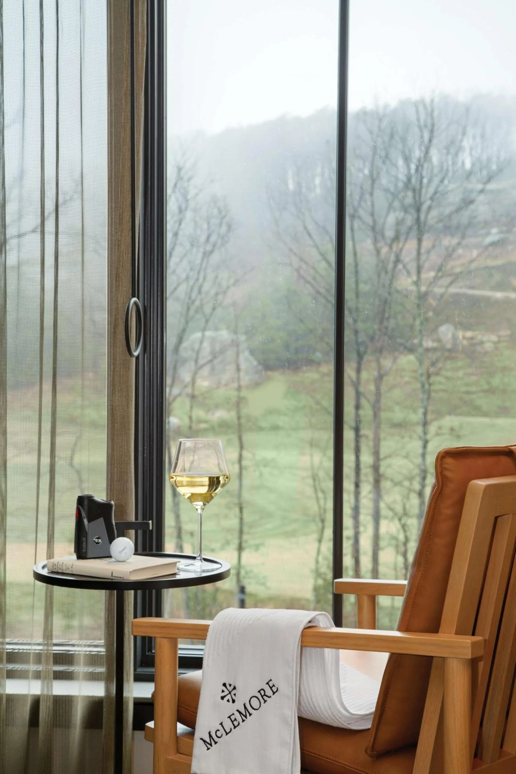 Photo of the whole room in Cloudland at McLemore Resort Lookout Mountain, Curio by Hilton